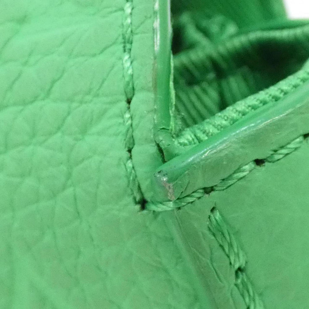 Louis Vuitton Green Green Tea Monogram Monogram Shoulder Bag (Pre-Owned)