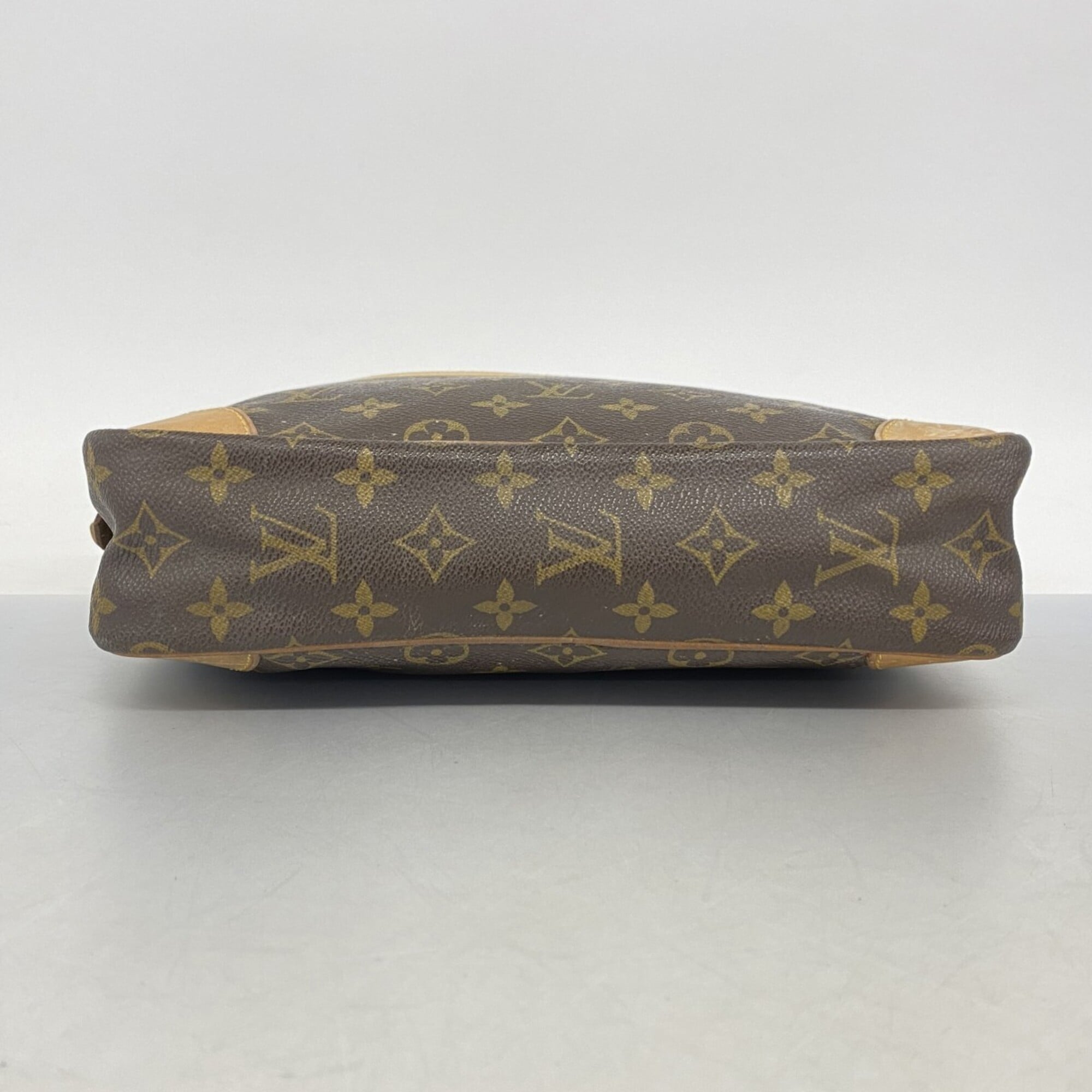 Trocadero Handbag Monogram Canvas 27