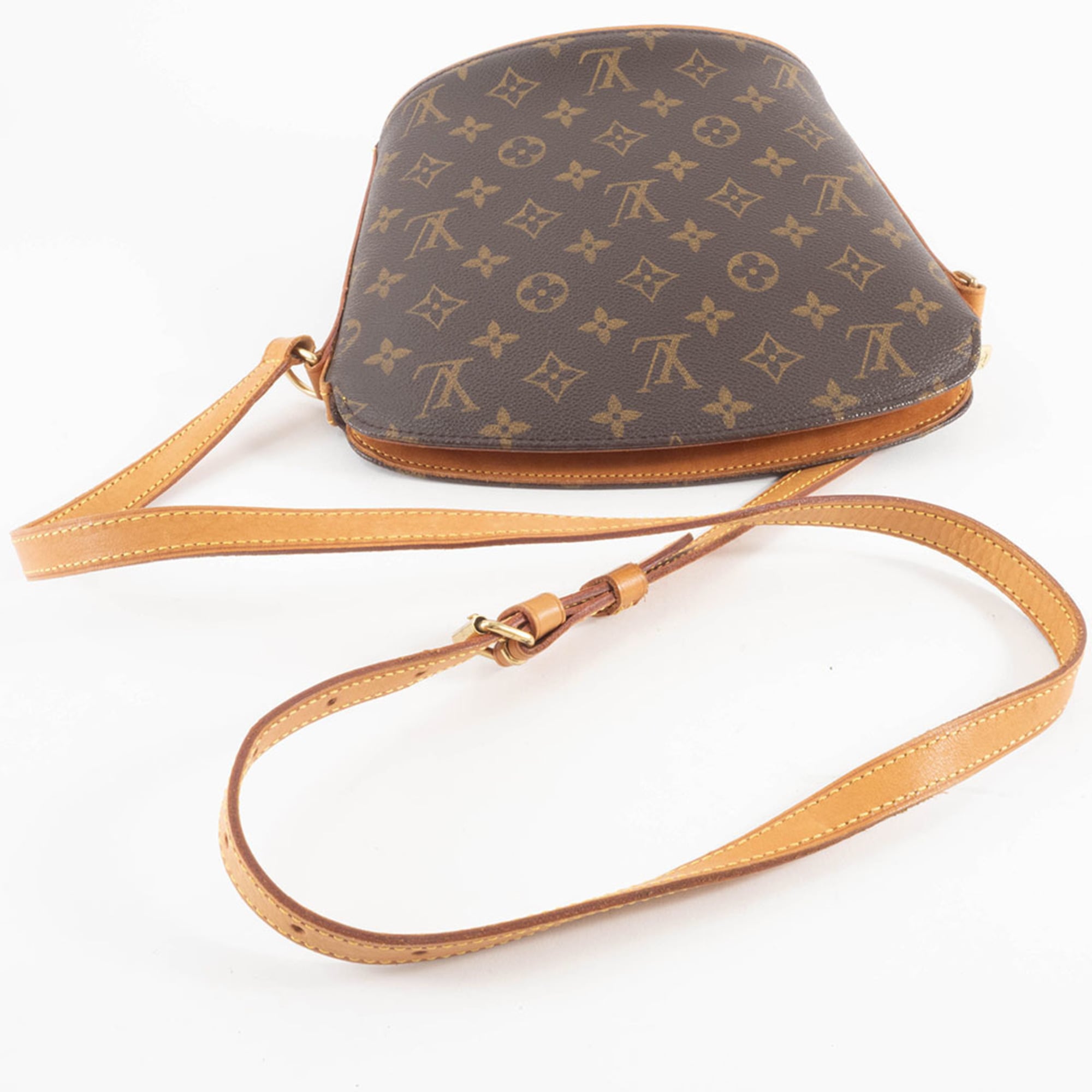 Louis Vuitton Brown Monogram Monogram Canvas Shoulder Bag (Pre-Owned)