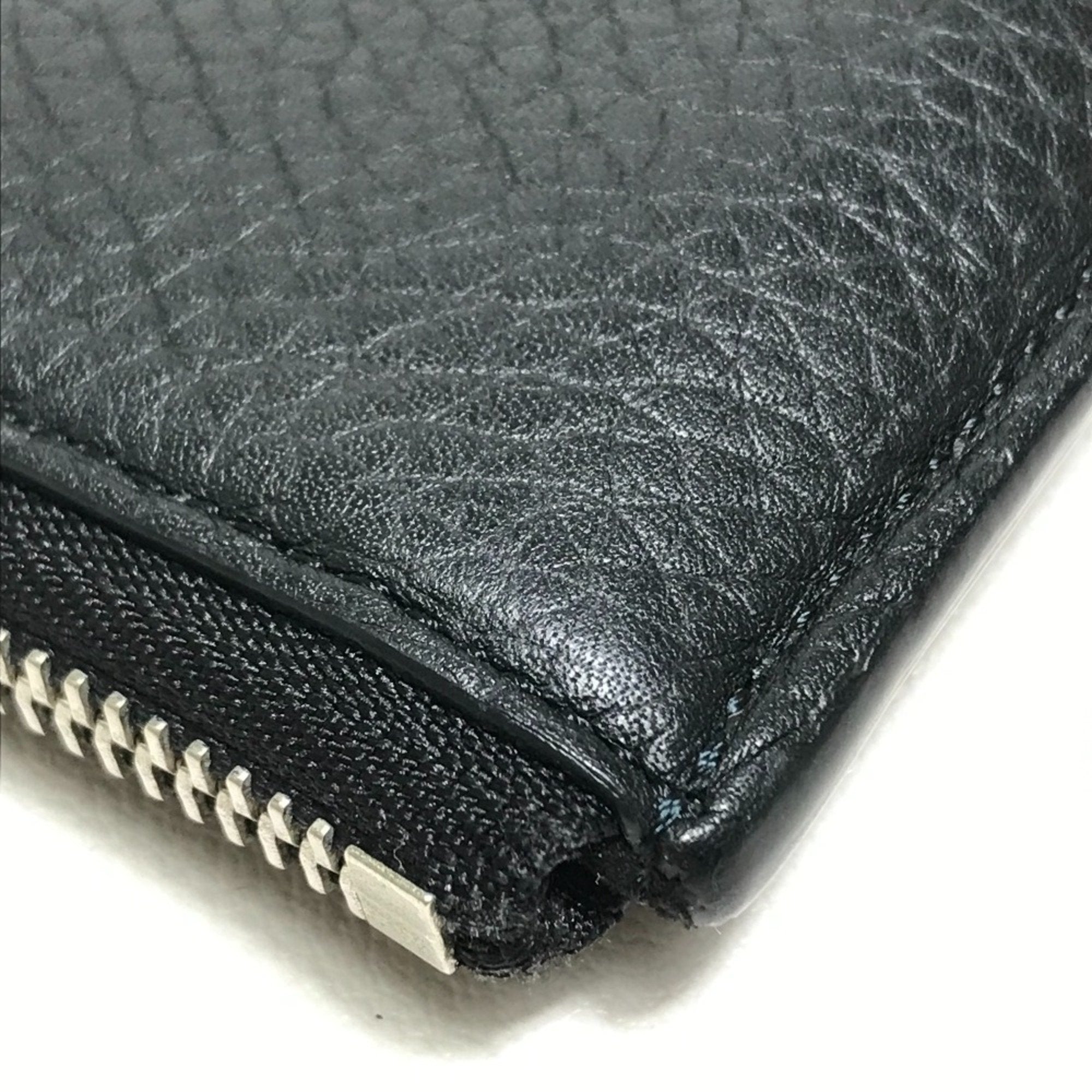 Louis Vuitton Black Noir Leather Clutch Bag Pochette (Pre-Owned)