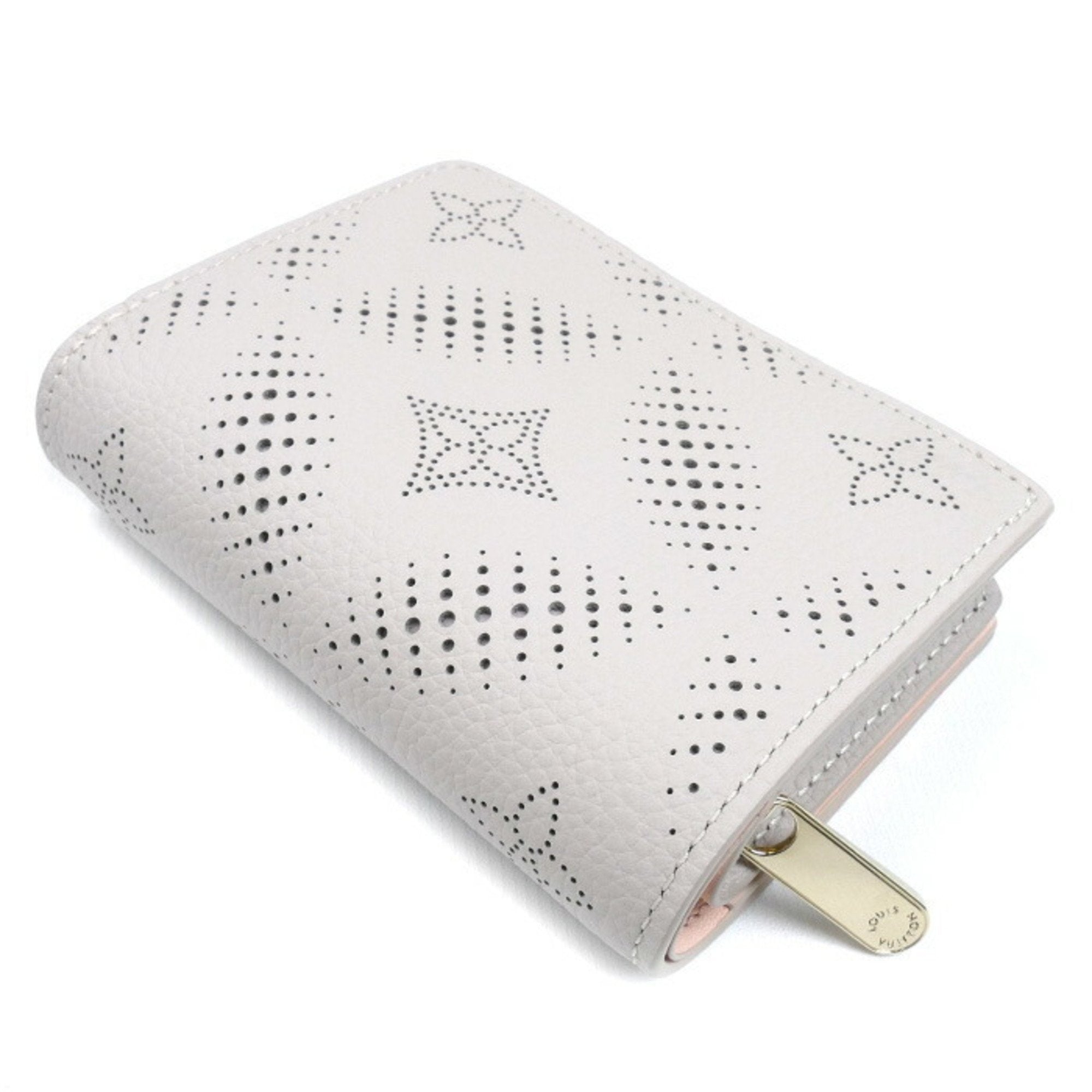 Louis Vuitton Grayish Pink Mahina Leather Wallet (Bi-Fold) (Pre-Owned)