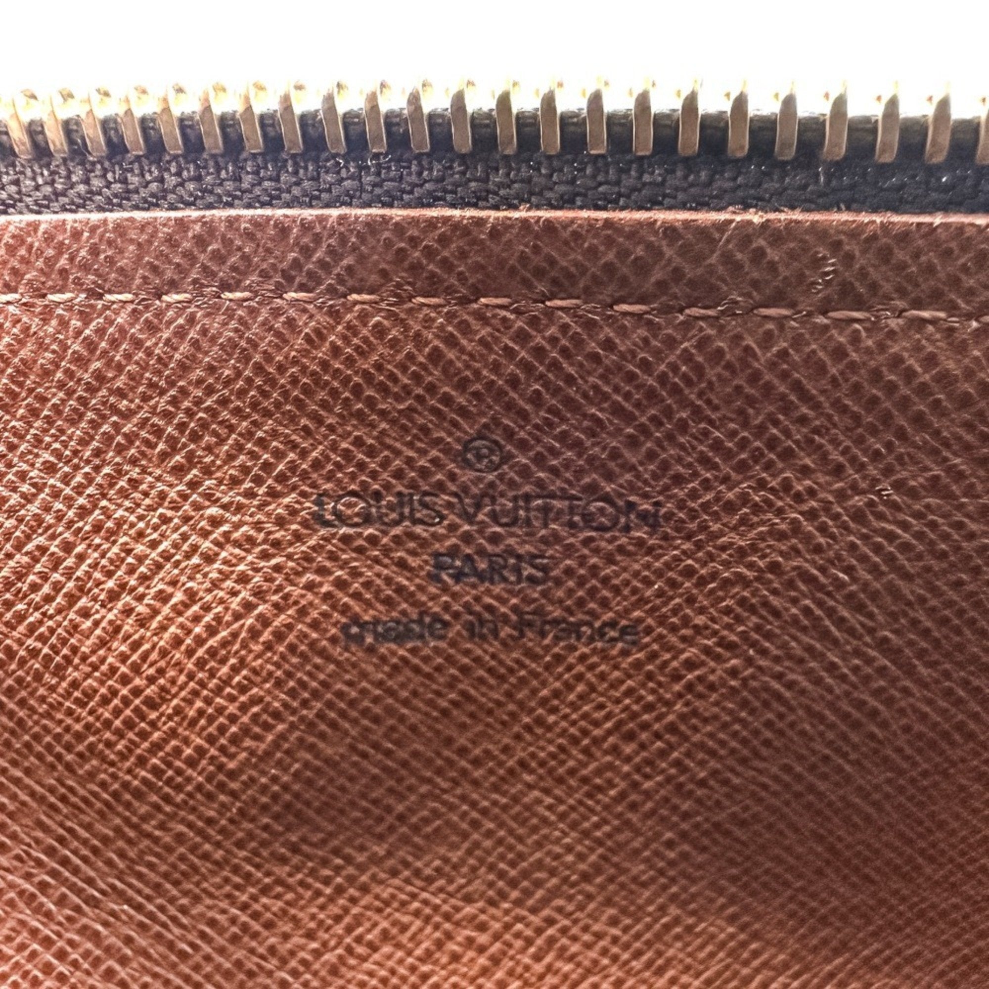 Louis Vuitton Brown Monogram Monogram Handbag Pouch (Pre-Owned)