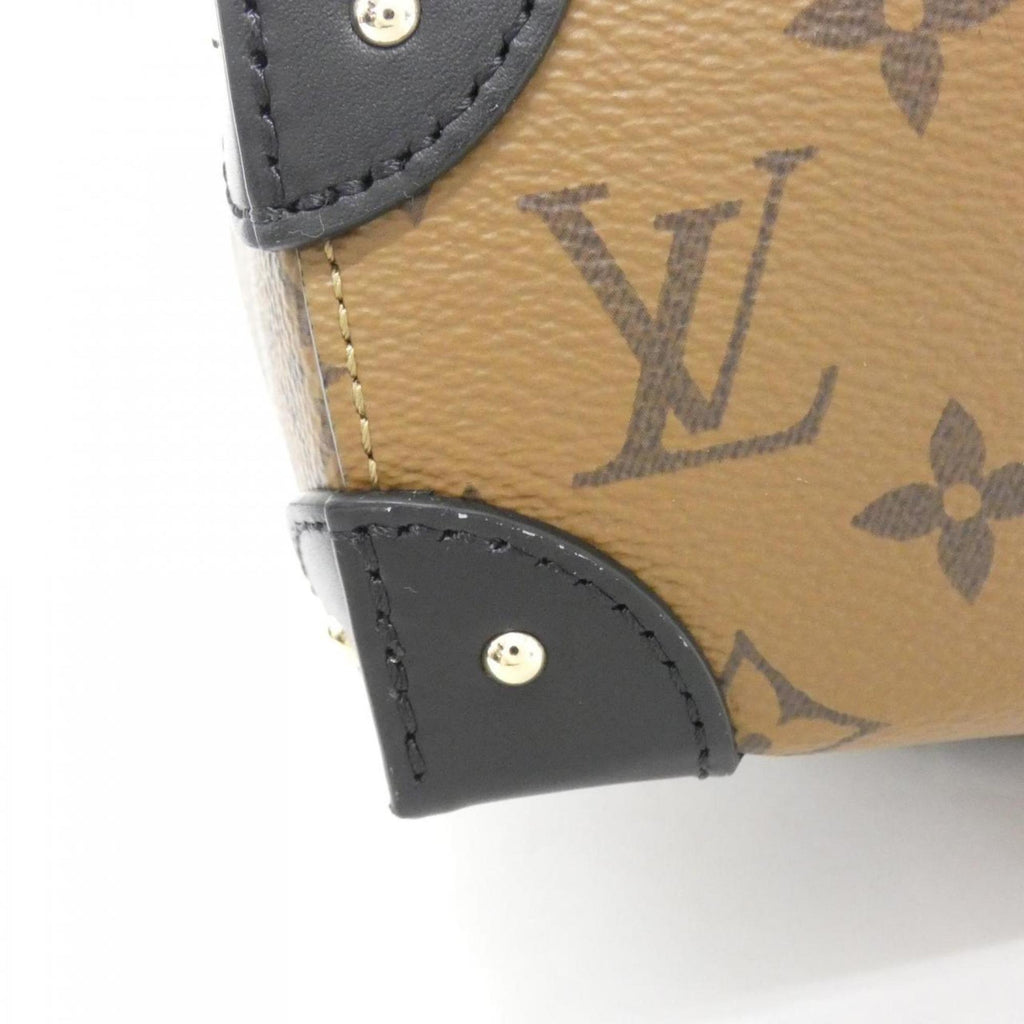 Louis Vuitton Marron Coated Canvas Shoulder Bag (Pre-Owned)
