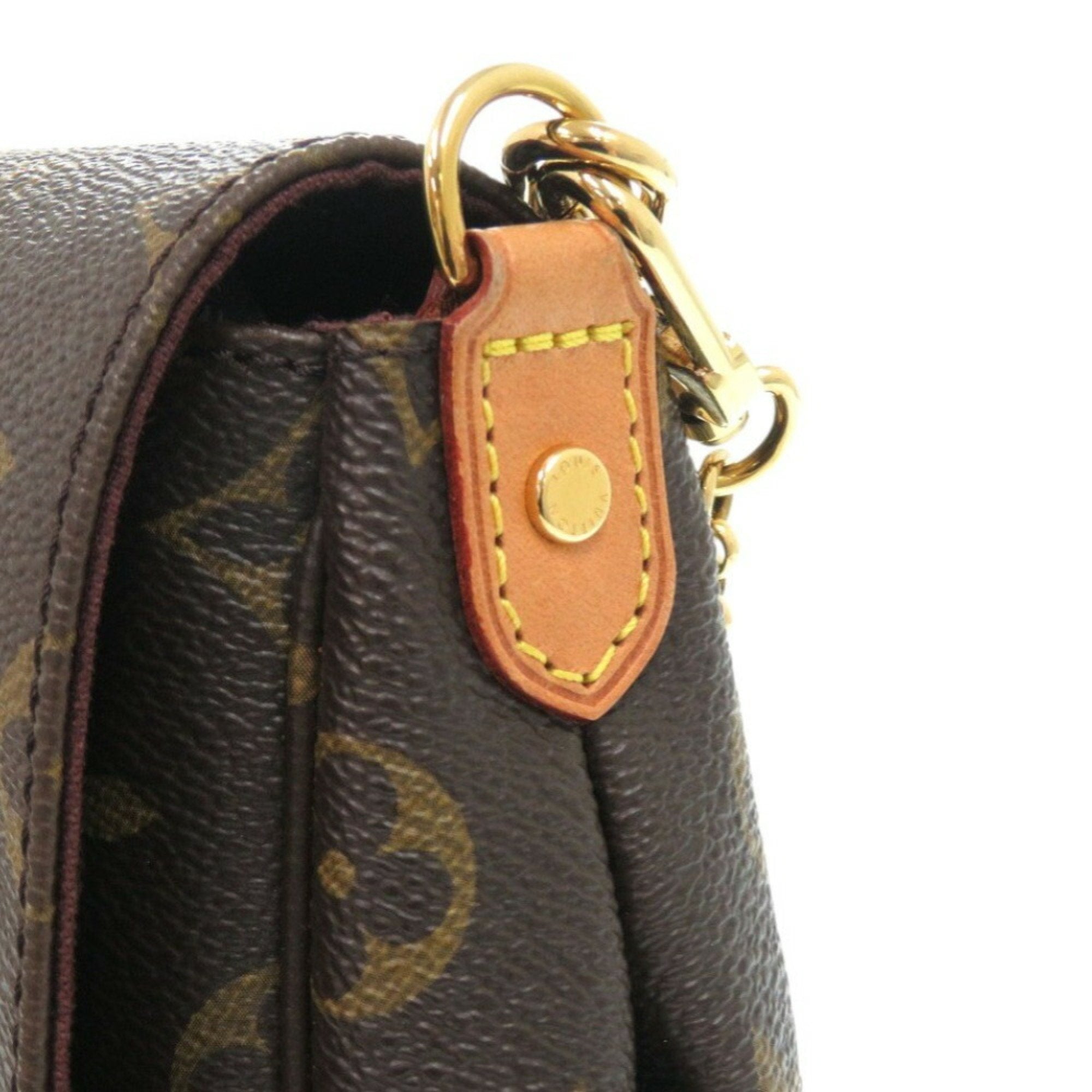 Louis Vuitton Brown Monogram Monogram Shoulder Bag (Pre-Owned)