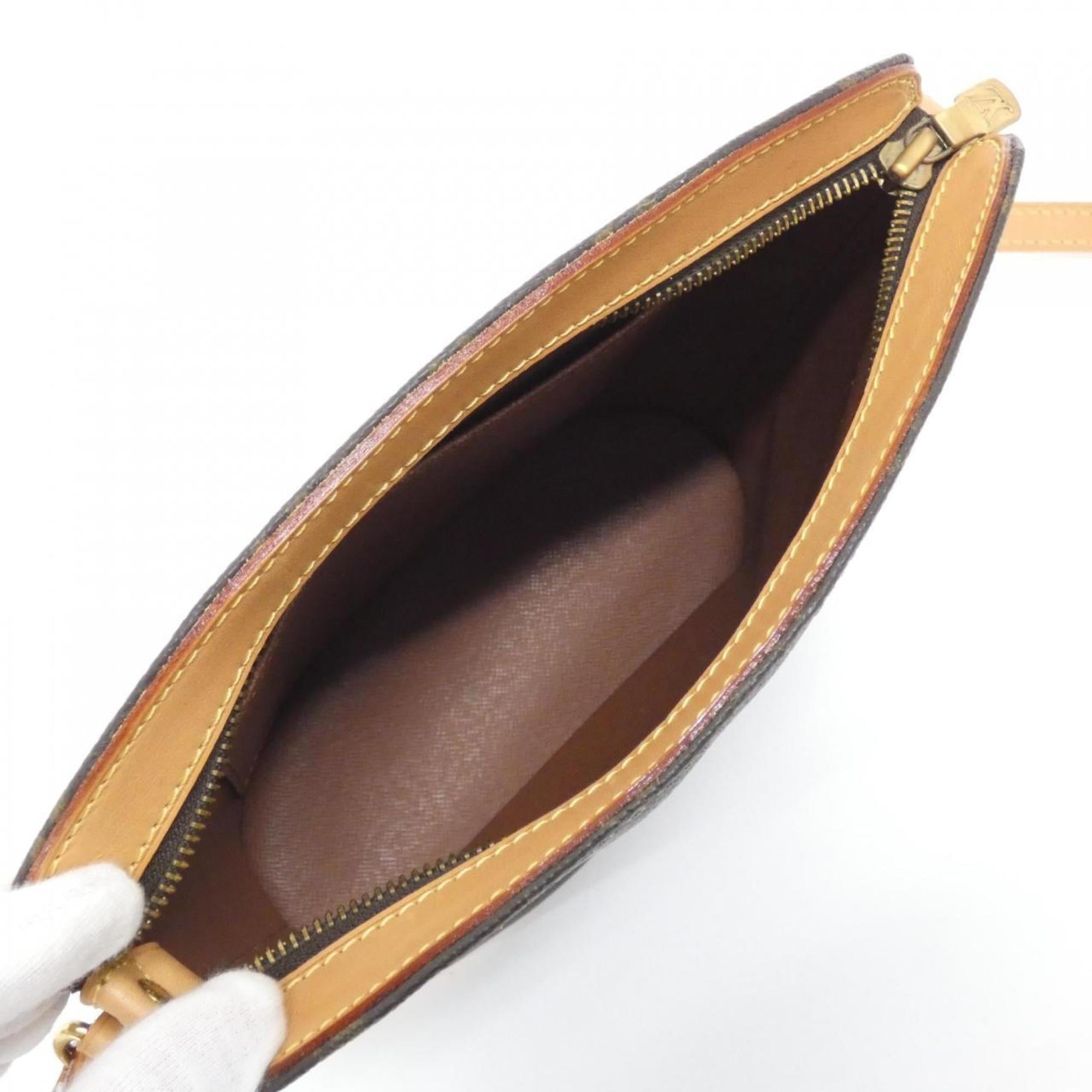Louis Vuitton Marron Coated Canvas Shoulder Bag (Pre-Owned)