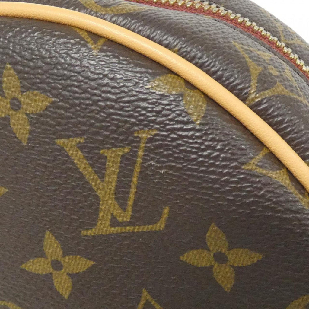 Louis Vuitton Marron Coated Canvas Shoulder Bag (Pre-Owned)