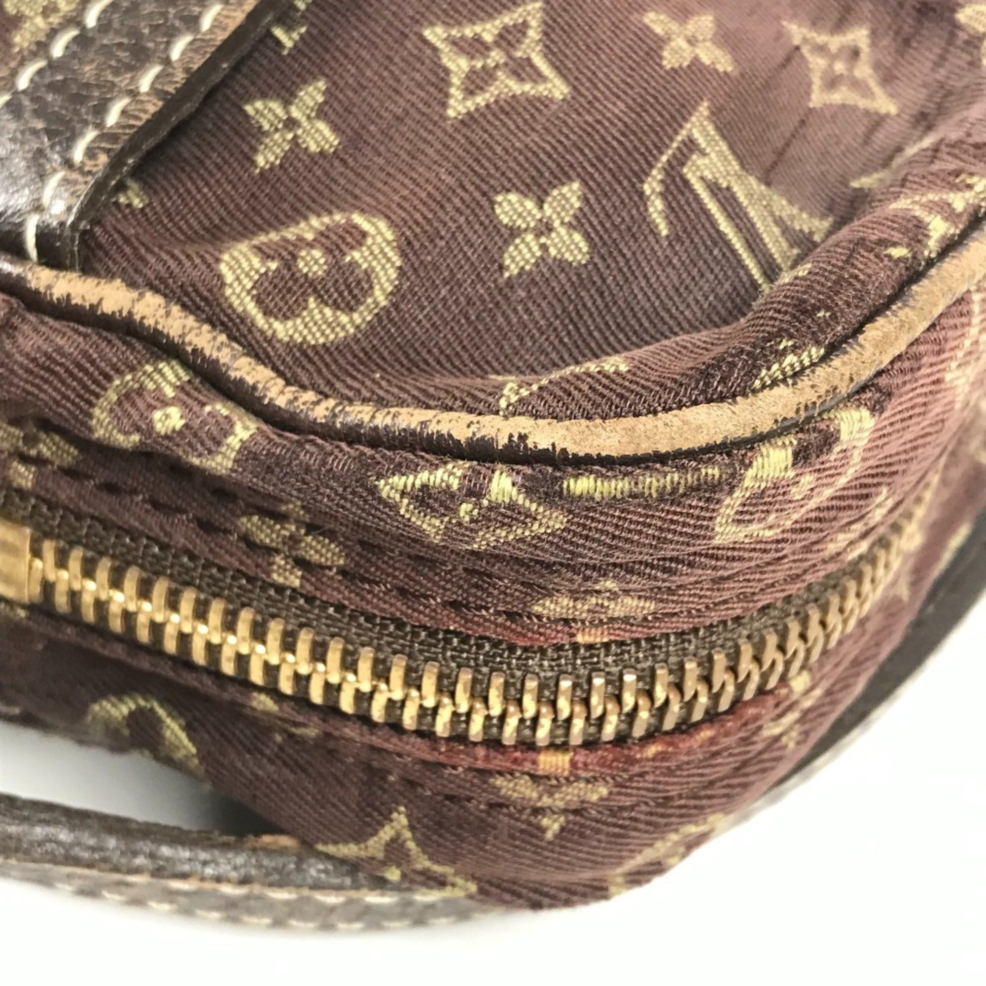 Louis Vuitton Brown Monogram Mini Pochette Shoulder Bag (Pre-Owned)
