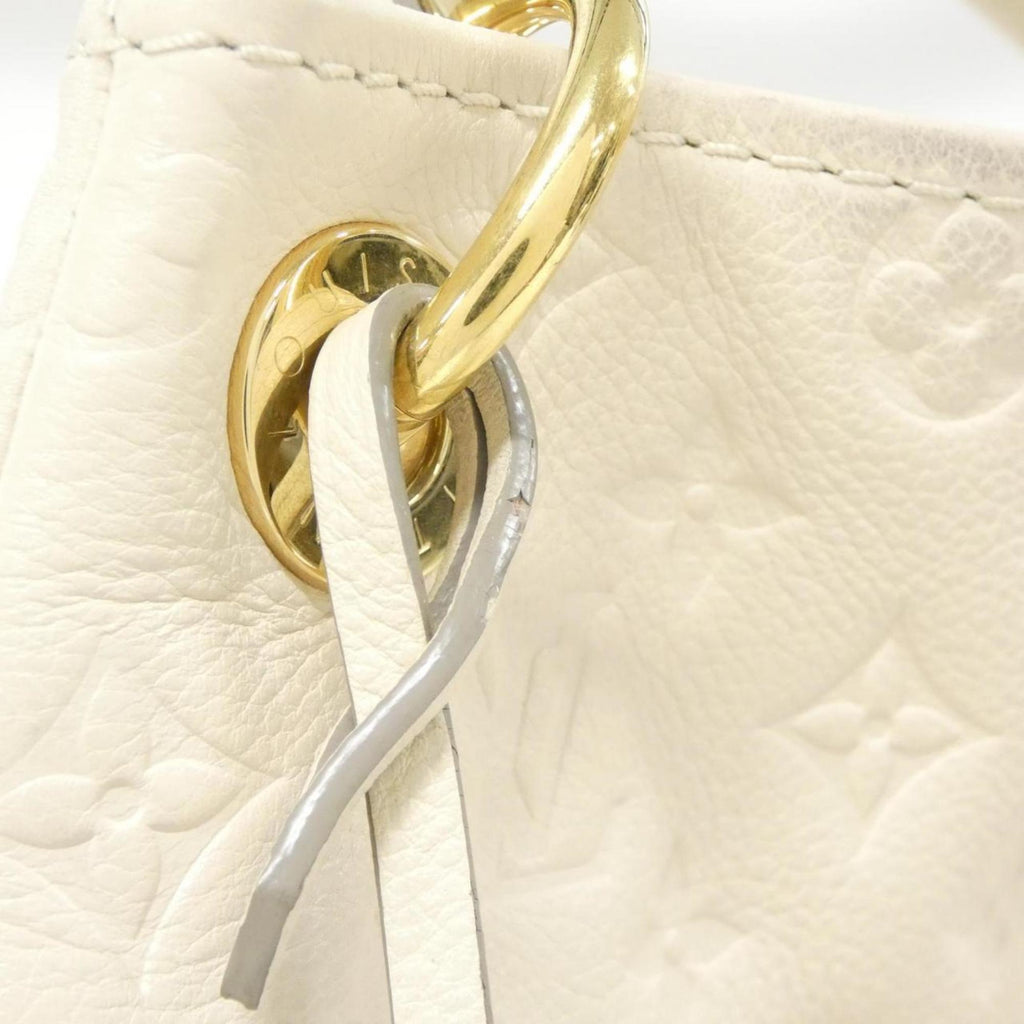 Louis Vuitton Neige Leather Shoulder Bag (Pre-Owned)