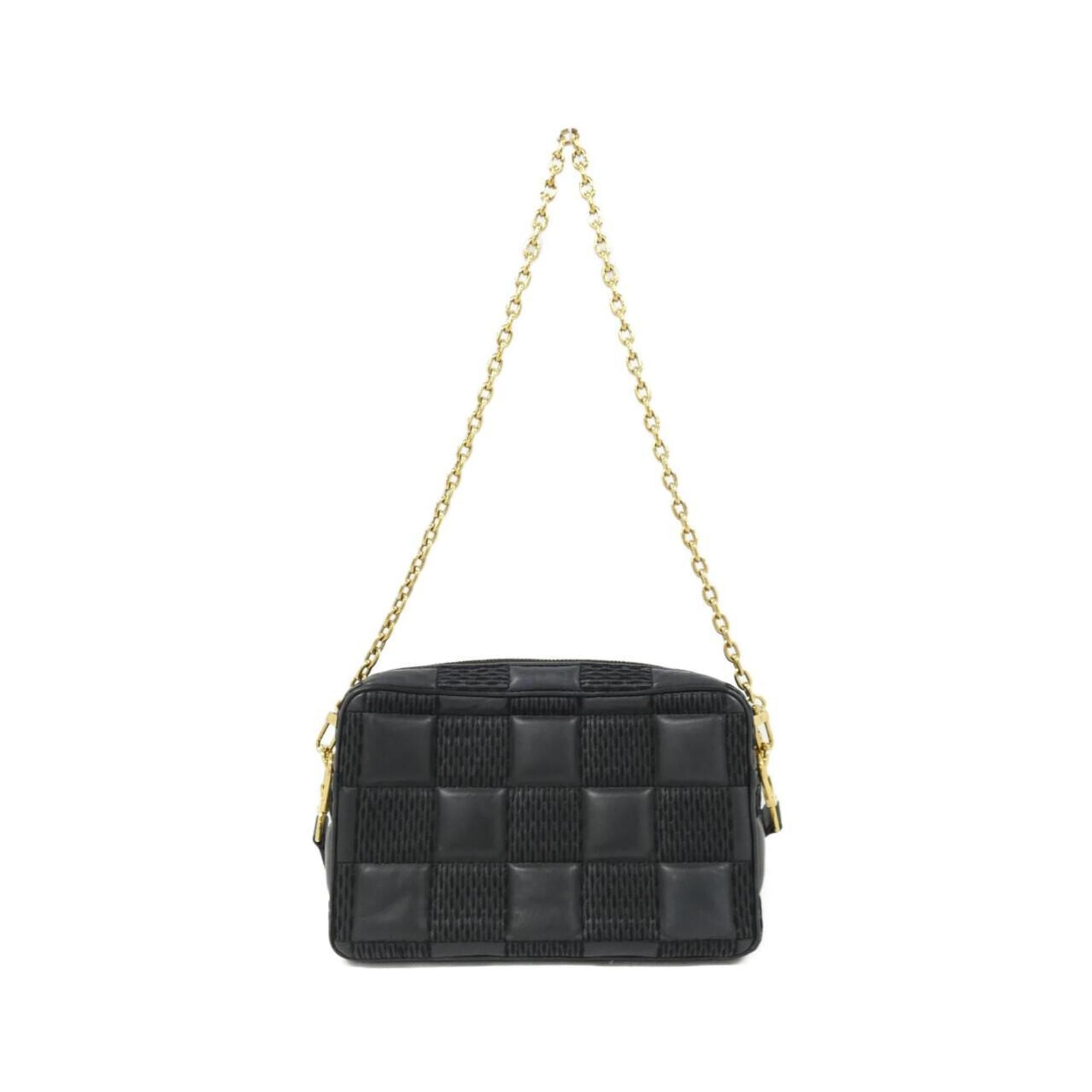Louis Vuitton Black Leather Shoulder Bag (Pre-Owned)