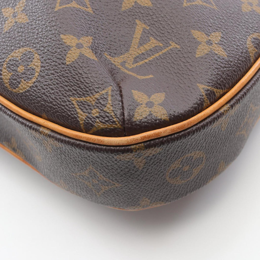 Louis Vuitton Brown Coated Canvas Leather Shoulder Bag (Pre-Owned)