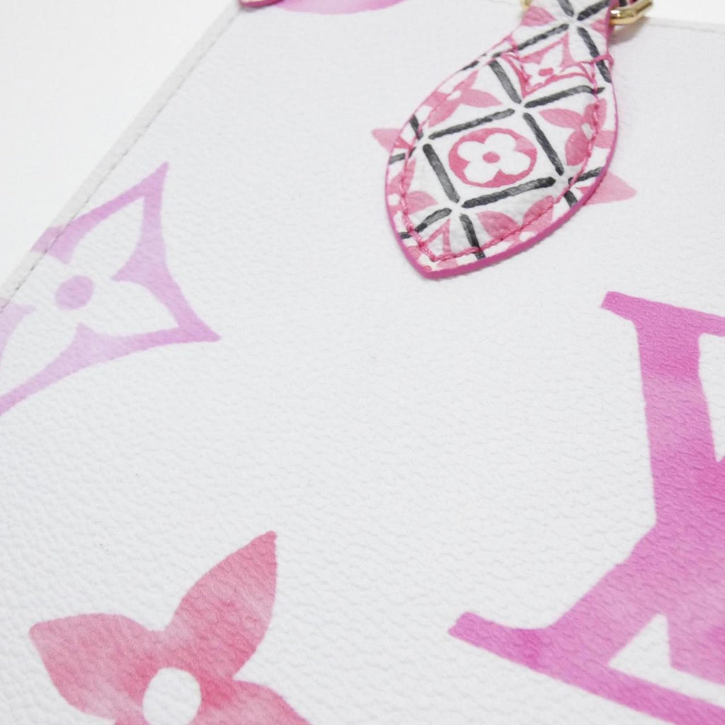 Louis Vuitton Pink Coated Canvas Handbag (Pre-Owned)