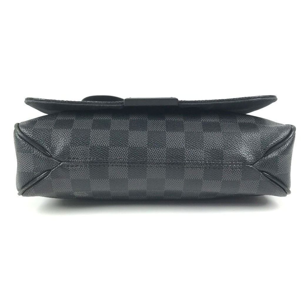 Louis Vuitton Black Damier Graphite Messenger Bag Shoulder Bag (Pre-Owned)