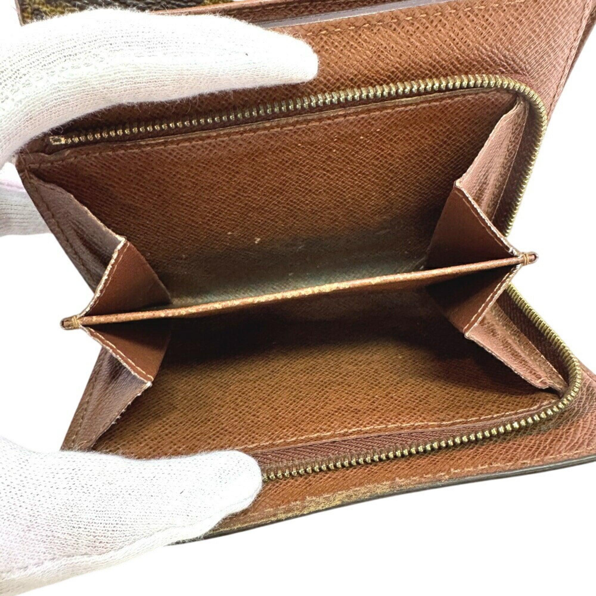 Louis Vuitton Brown Leather Wallet (Tri-Fold) (Pre-Owned)