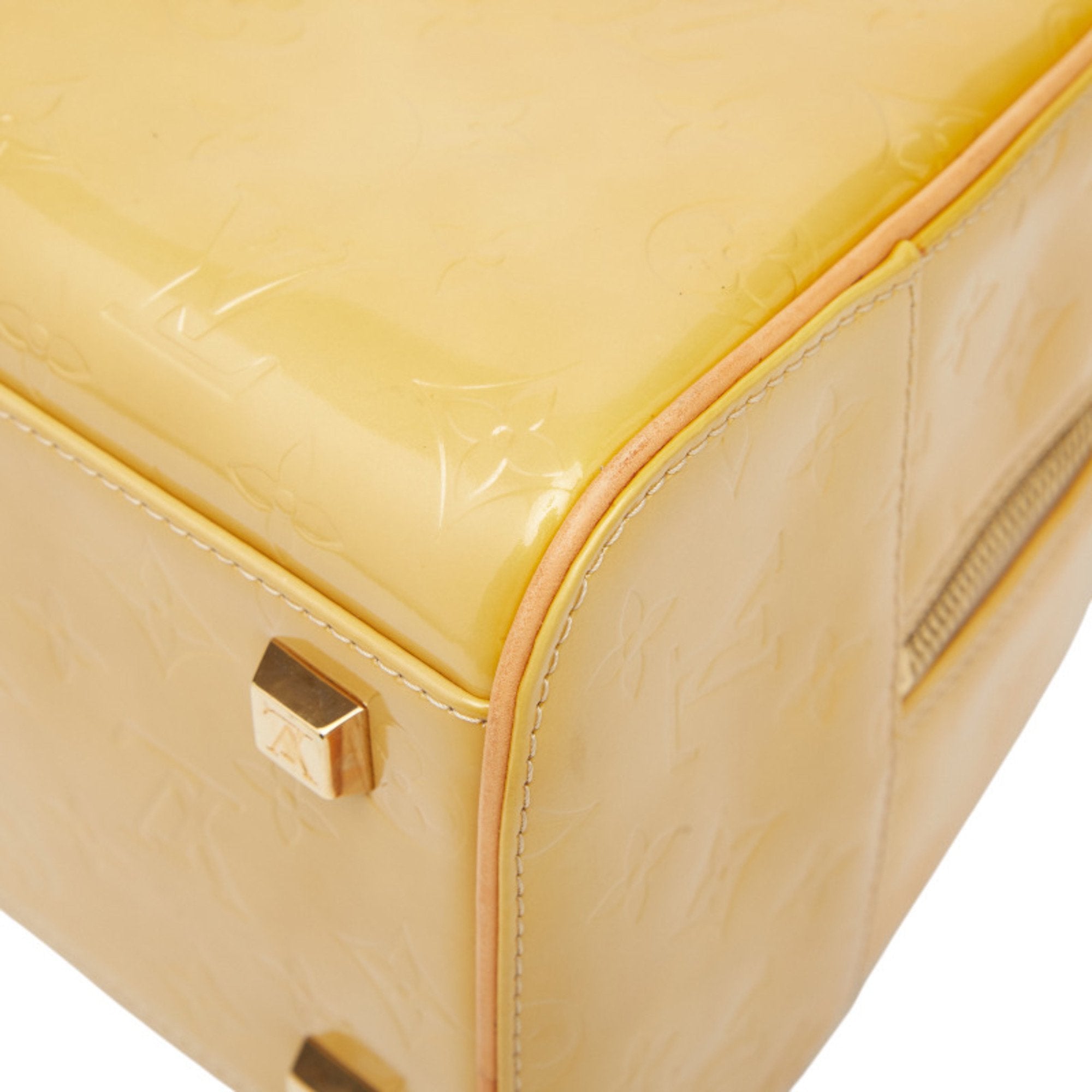 Louis Vuitton Beige Yellow Patent Leather Boston Bag Handbag (Pre-Owned)