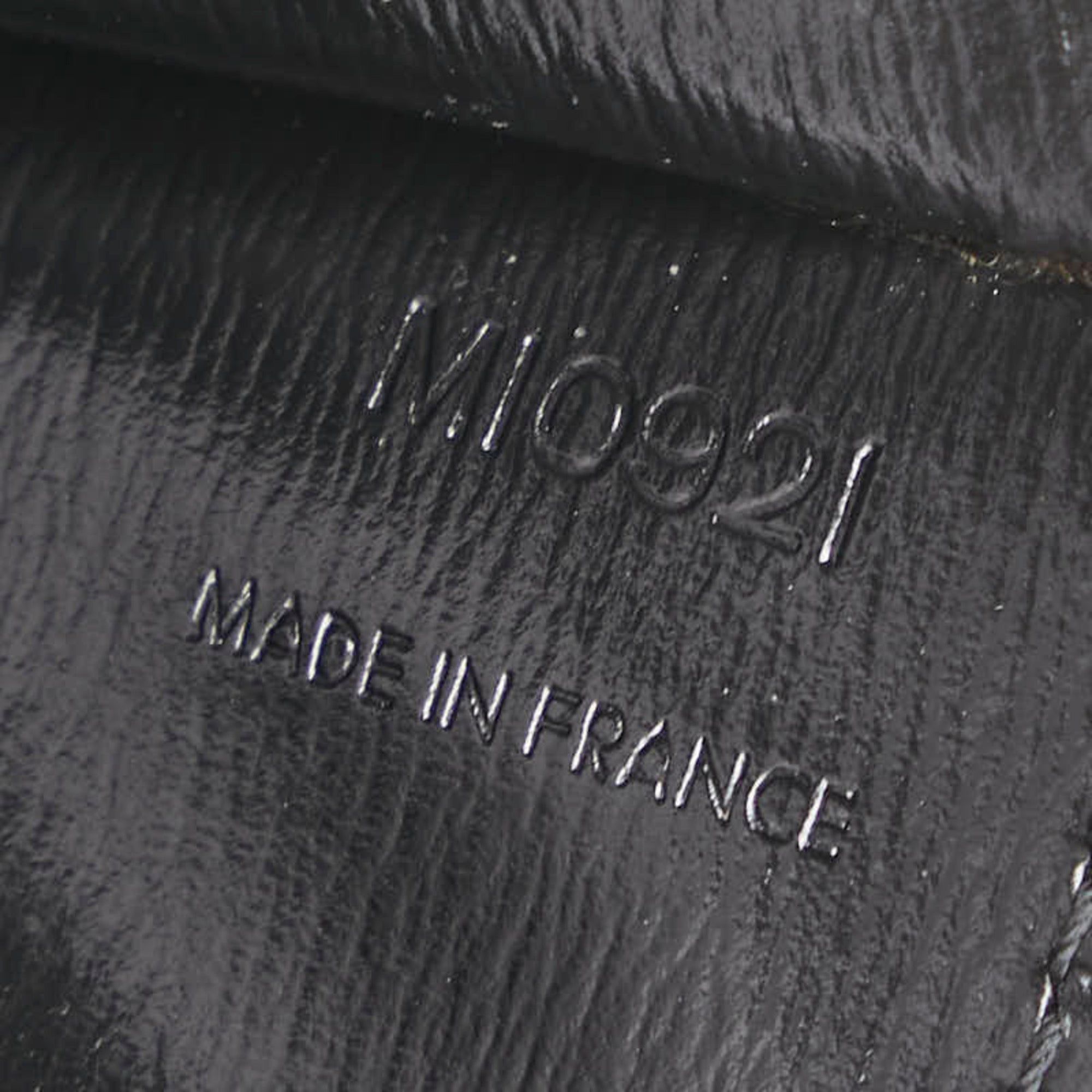 Louis Vuitton Epi Black Noir Leather Shoulder Bag (Pre-Owned)