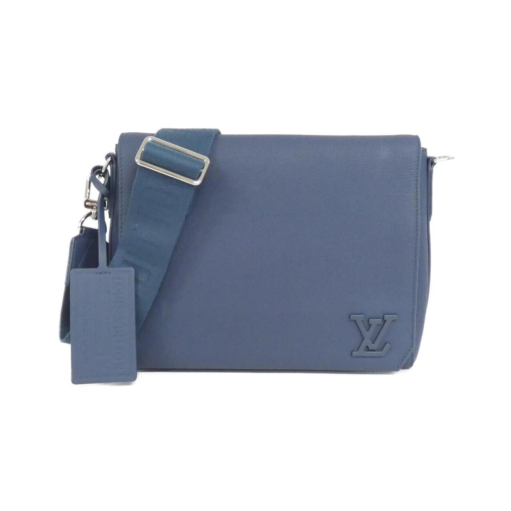 Louis Vuitton Blue Leather Shoulder Bag (Pre-Owned)