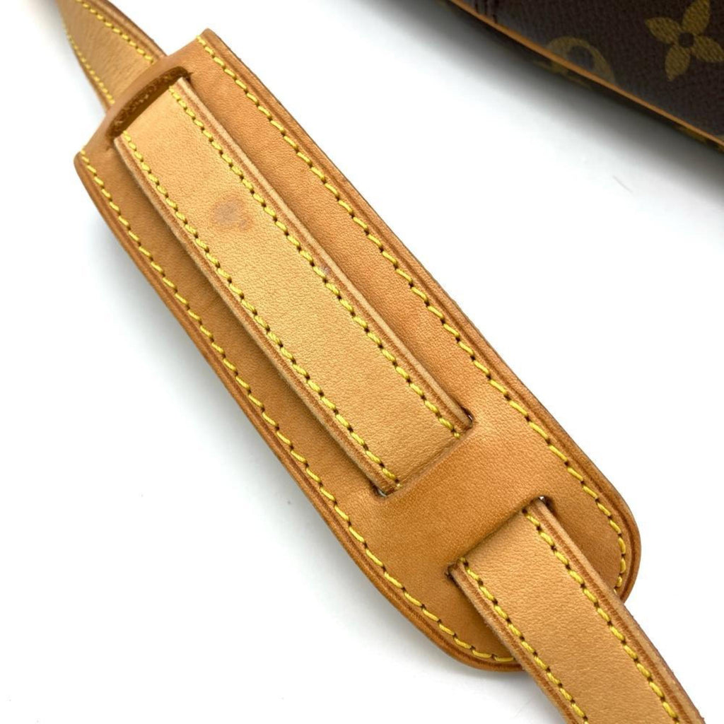 Louis Vuitton Monogram Brown Monogram Monogram Shoulder Bag (Pre-Owned)