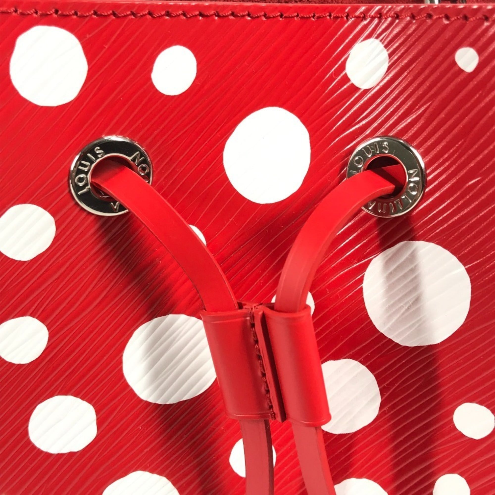 Louis Vuitton Red Color White Epi Leather Handbag Shoulder Bag (Pre-Owned)
