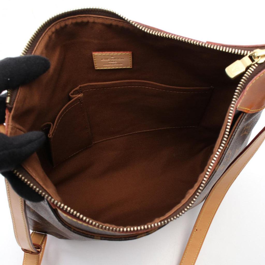 Louis Vuitton Brown Monogram Monogram Shoulder Bag (Pre-Owned)
