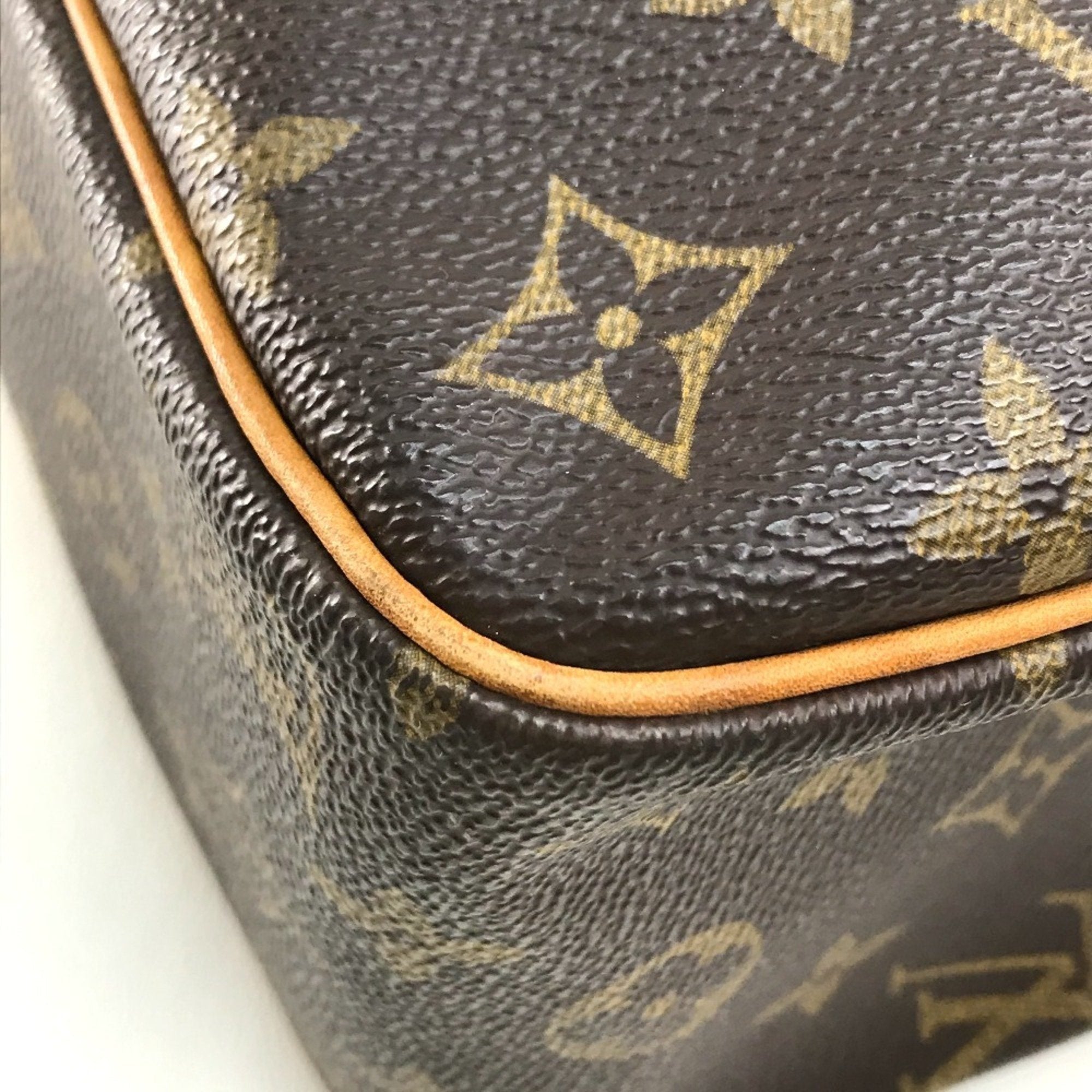 Louis Vuitton Monogram Brown Monogram Shoulder Bag (Pre-Owned)
