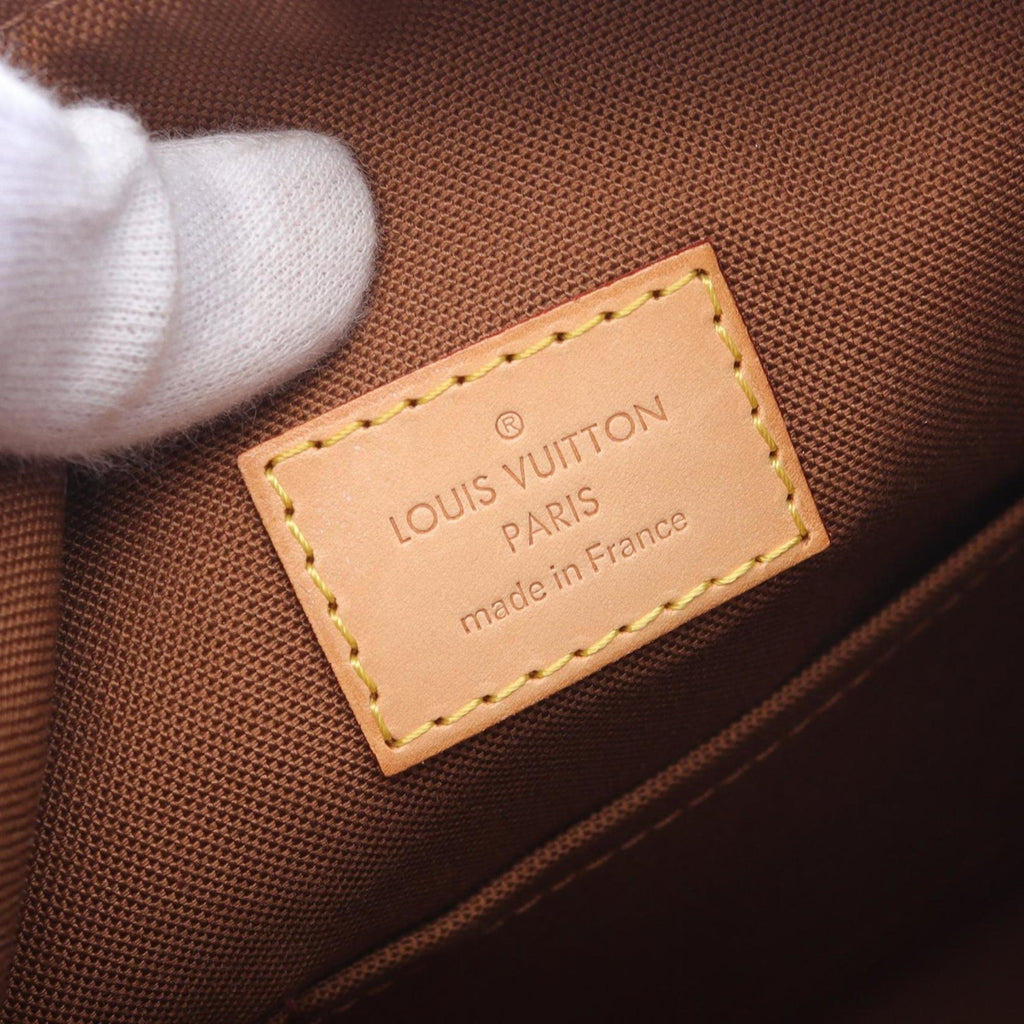 Louis Vuitton Brown Monogram Monogram Shoulder Bag (Pre-Owned)