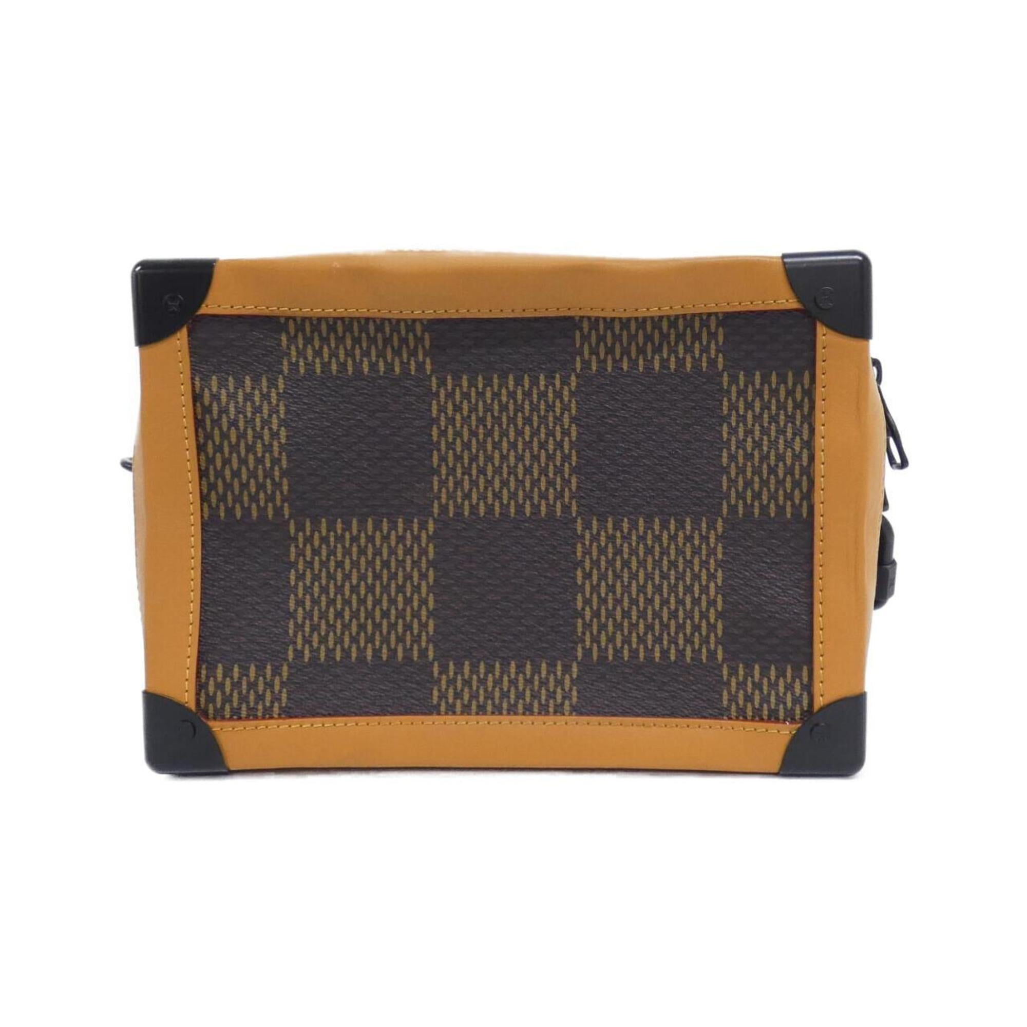 Louis Vuitton Brown Coated Canvas Shoulder Bag (Pre-Owned)