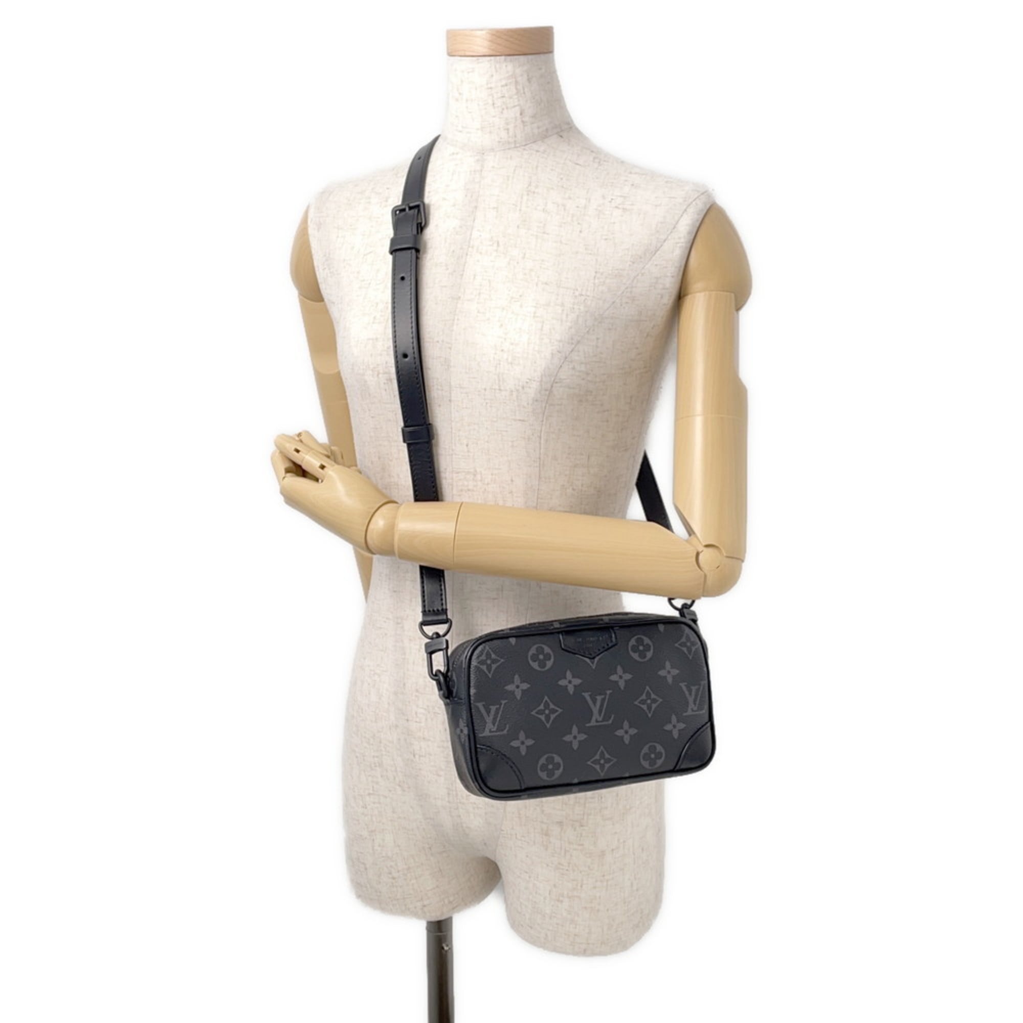 Louis Vuitton Monogram Eclipse Black Noir Monogram Eclipse Chain/Shoulder Wallet (Pre-Owned)
