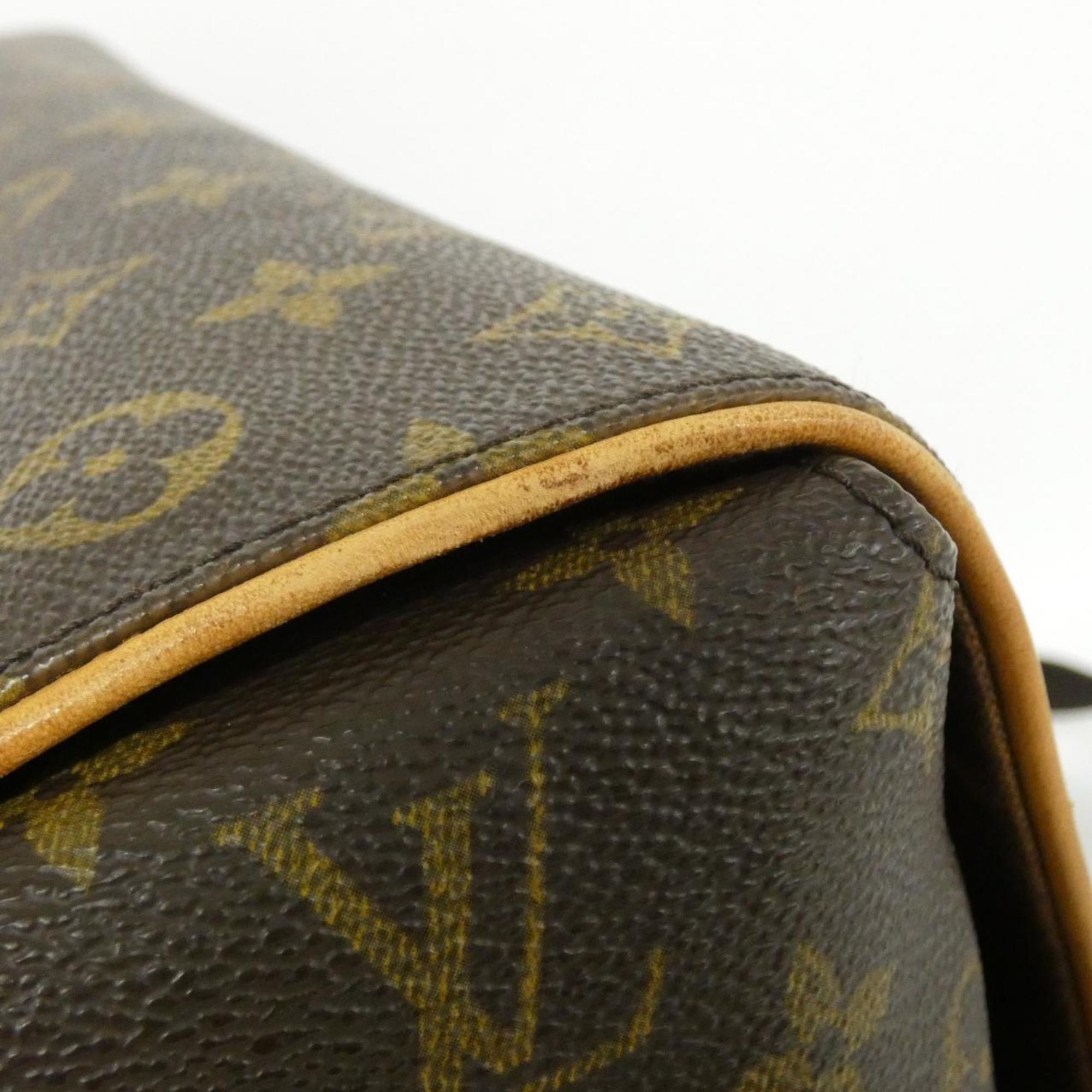 Louis Vuitton Marron Coated Canvas Shoulder Bag (Pre-Owned)