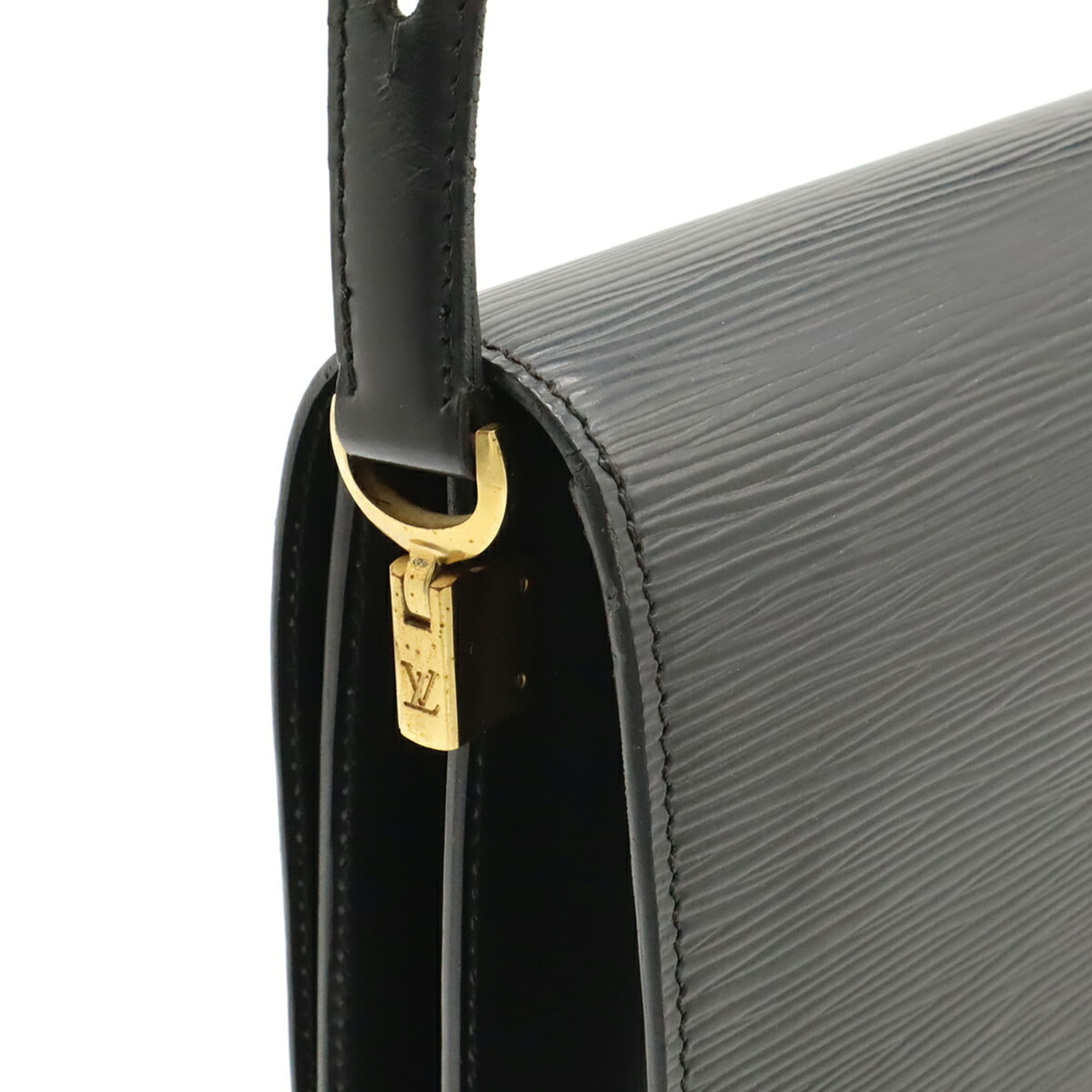 Louis Vuitton Epi Black Noir Epi Leather Pochette Shoulder Bag (Pre-Owned)