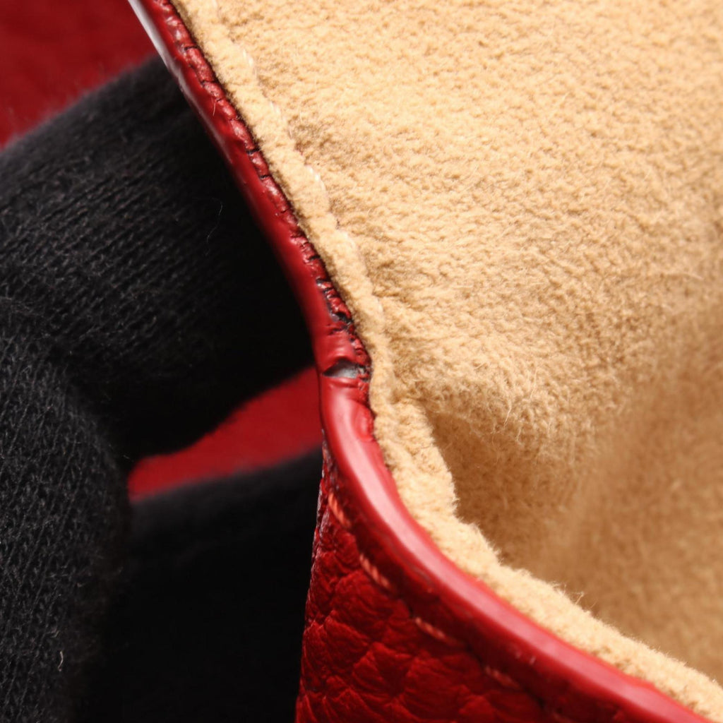 Louis Vuitton Red Color Leather Handbag (Pre-Owned)