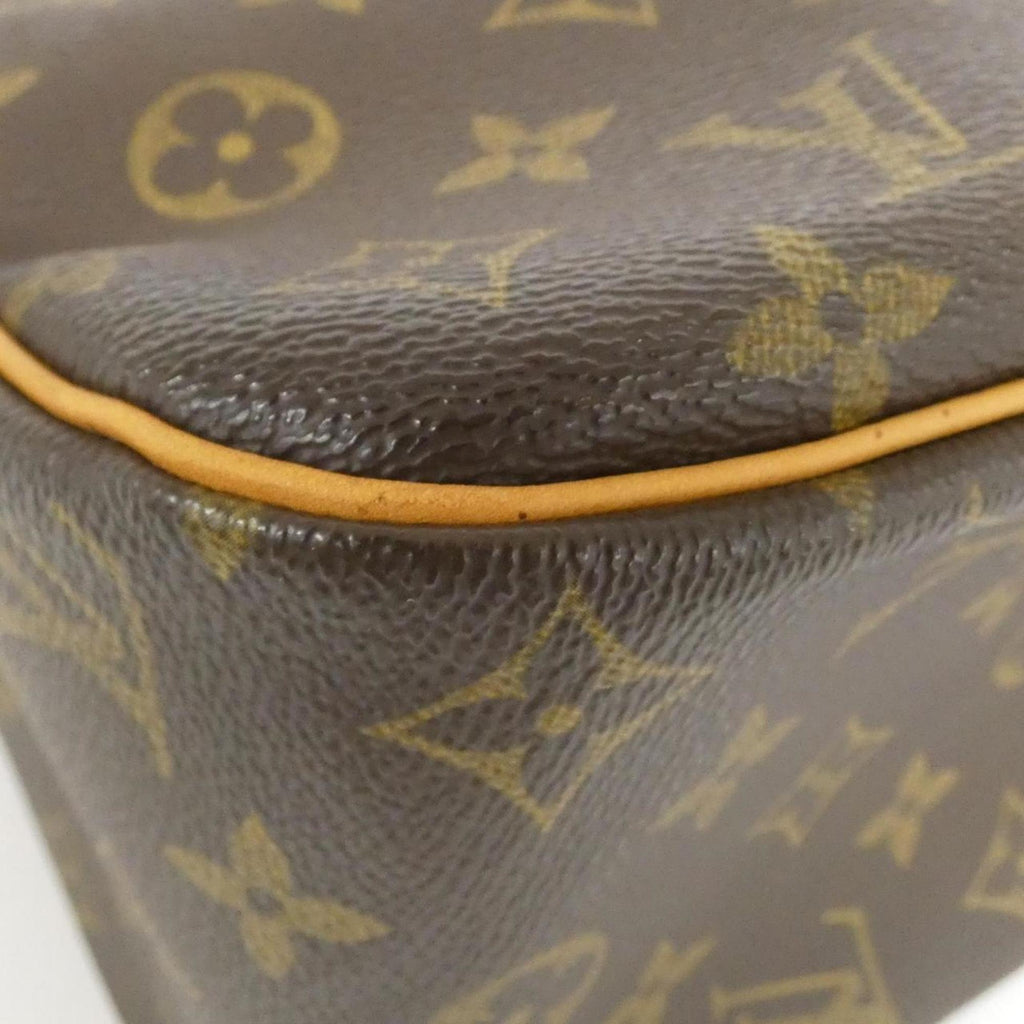 Louis Vuitton Marron Coated Canvas Shoulder Bag (Pre-Owned)