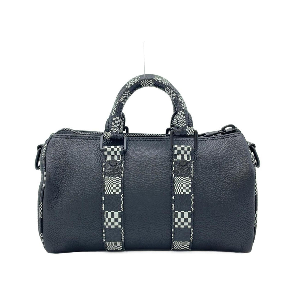Louis Vuitton Black Leather Shoulder Bag (Pre-Owned)