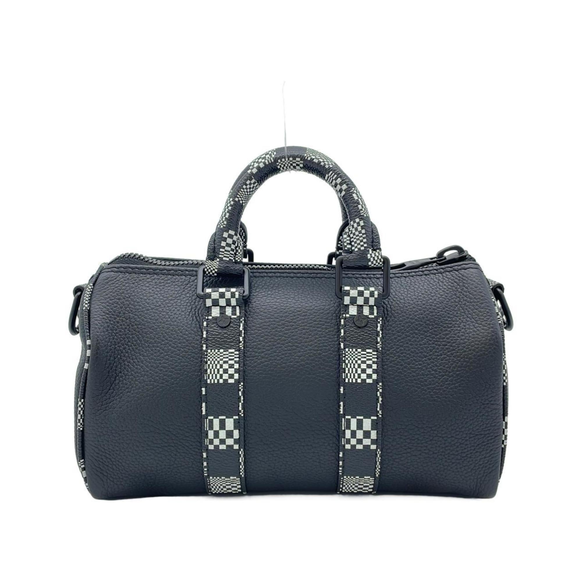 Louis Vuitton Black Leather Shoulder Bag (Pre-Owned)