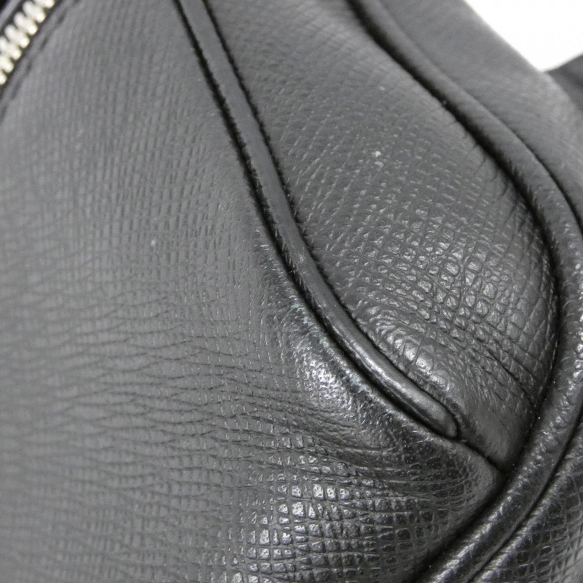Louis Vuitton Black Leather Shoulder Bag (Pre-Owned)