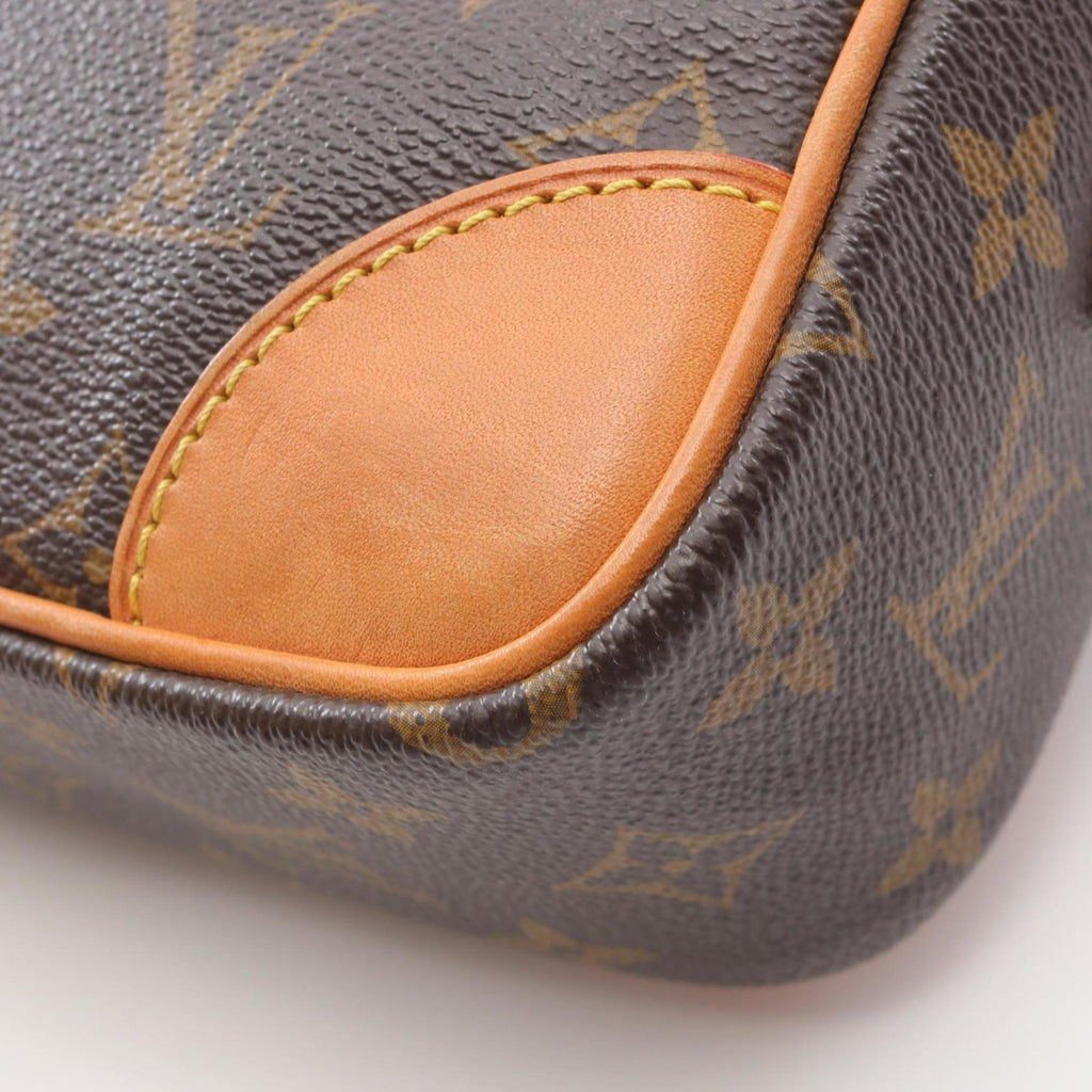 Louis Vuitton Brown Coated Canvas Pvc Leather Shoulder Bag (Pre-Owned)