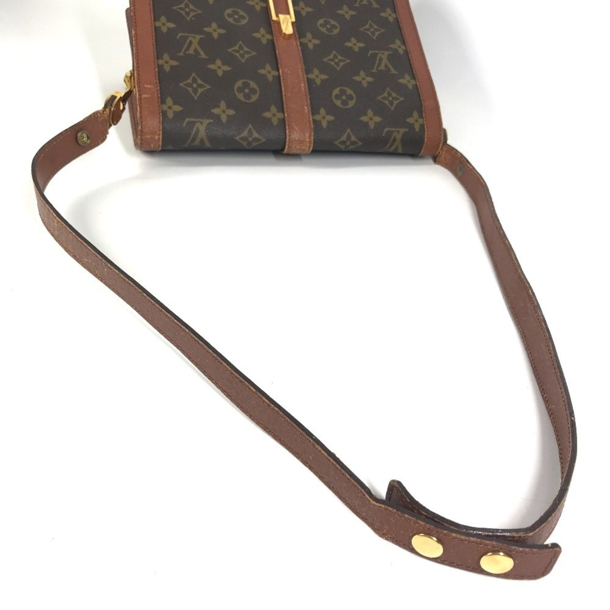 Louis Vuitton Brown Monogram Canvas Pochette Shoulder Bag (Pre-Owned)