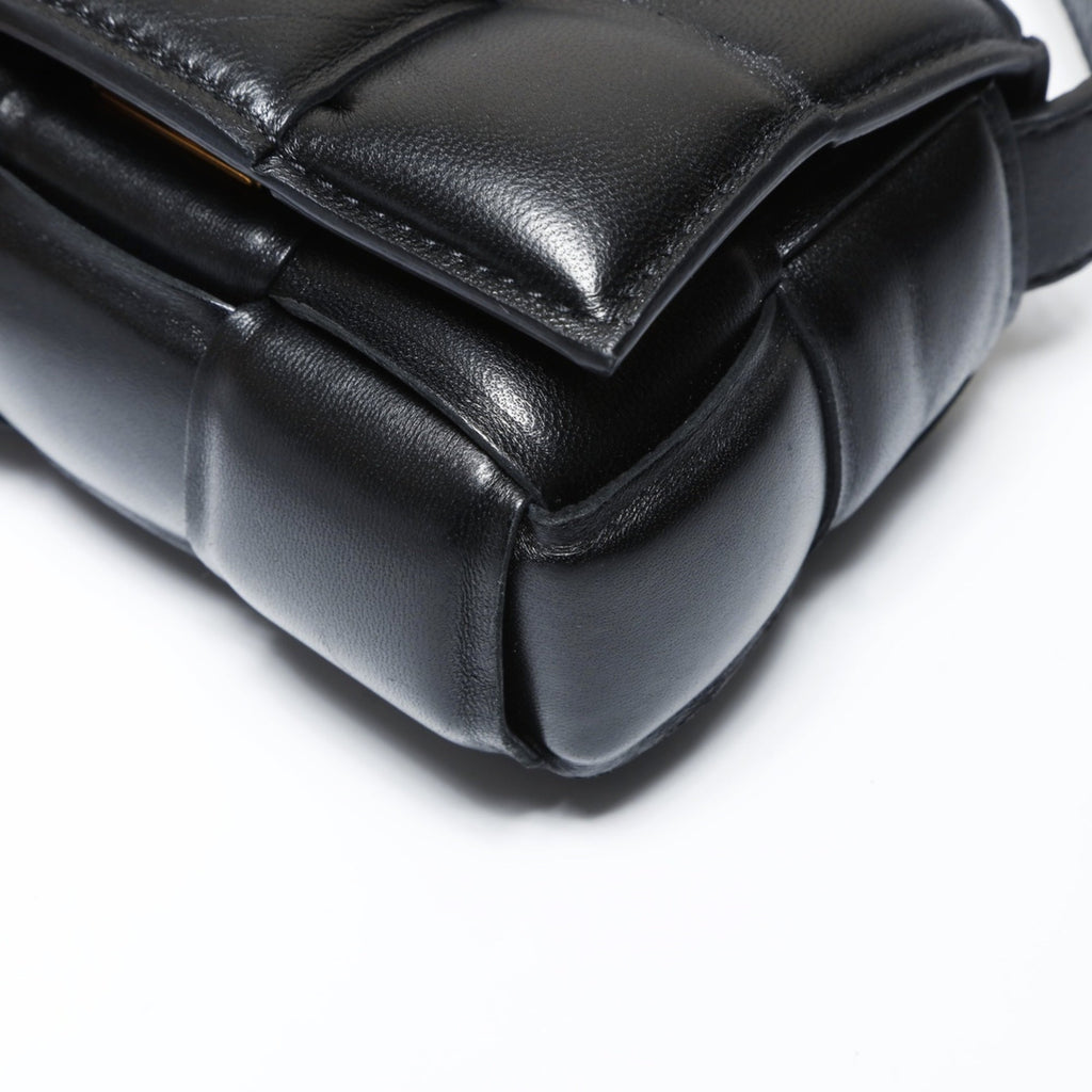 Cassette Crossbody Bag Padded Maxi Intrecciato Leather