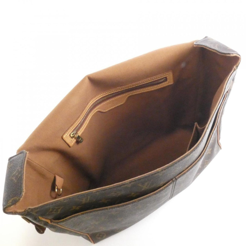 Louis Vuitton Marron Coated Canvas Shoulder Bag (Pre-Owned)