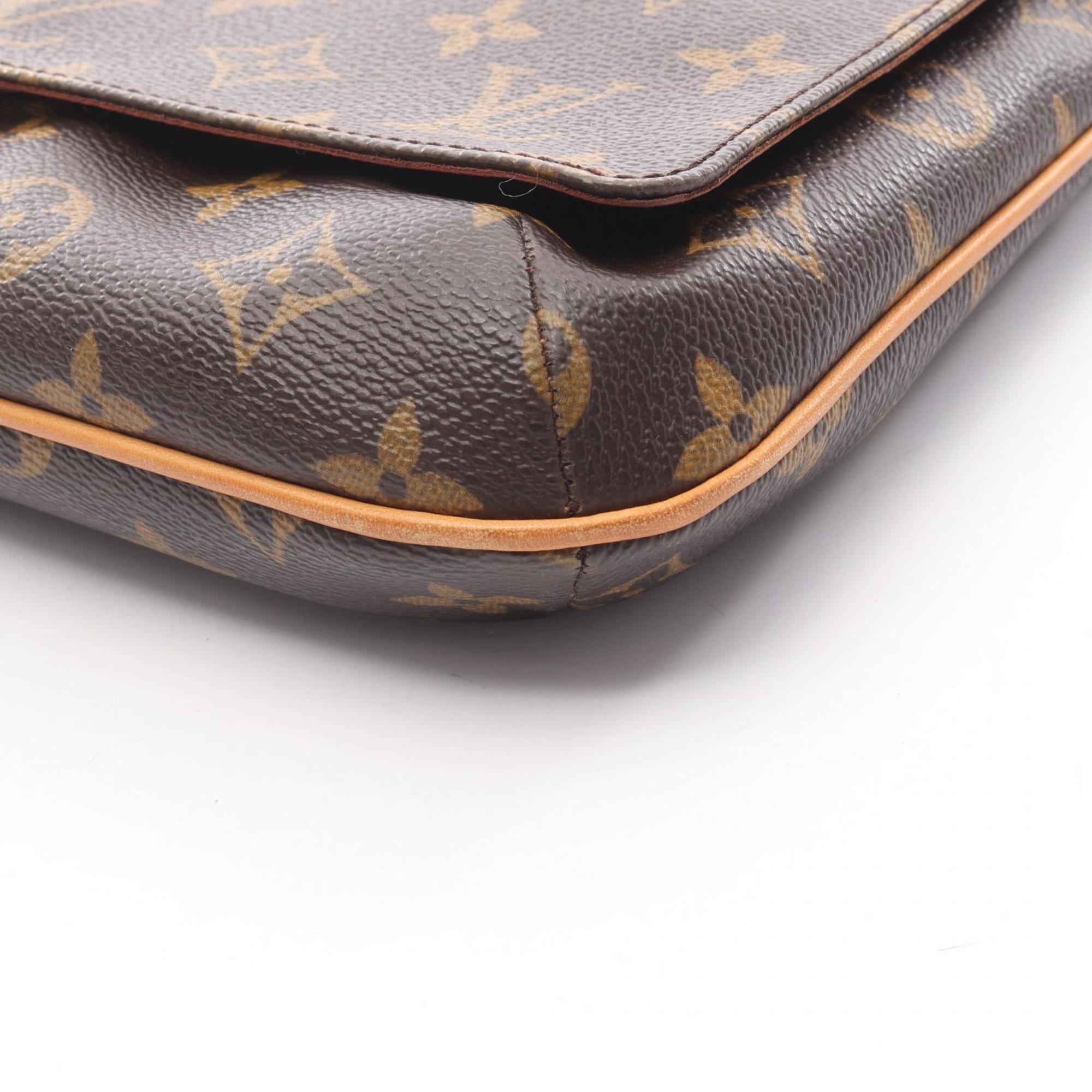Louis Vuitton Brown Coated Canvas Leather Shoulder Bag (Pre-Owned)