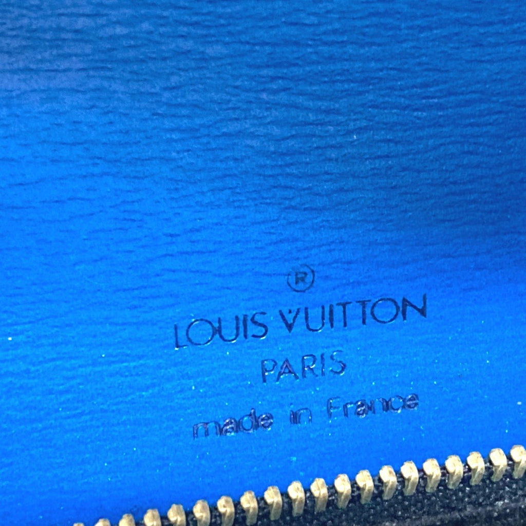 Louis Vuitton Black Noir Epi Leather Handbag Shoulder Bag (Pre-Owned)