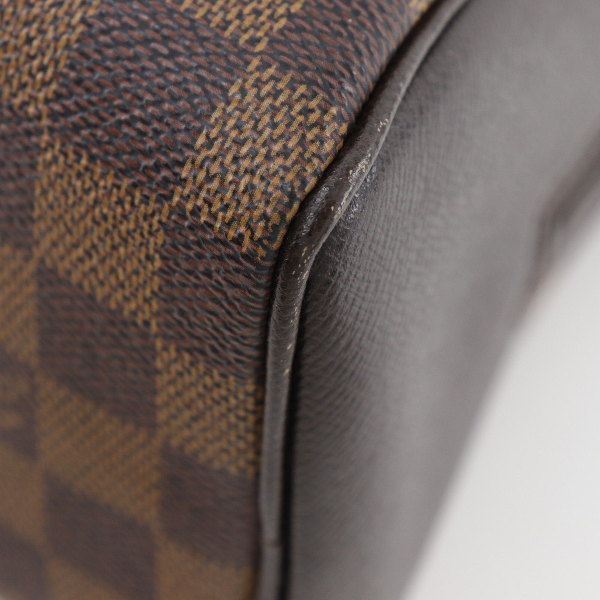 Louis Vuitton Brown Damier Canvas Handbag (Pre-Owned)