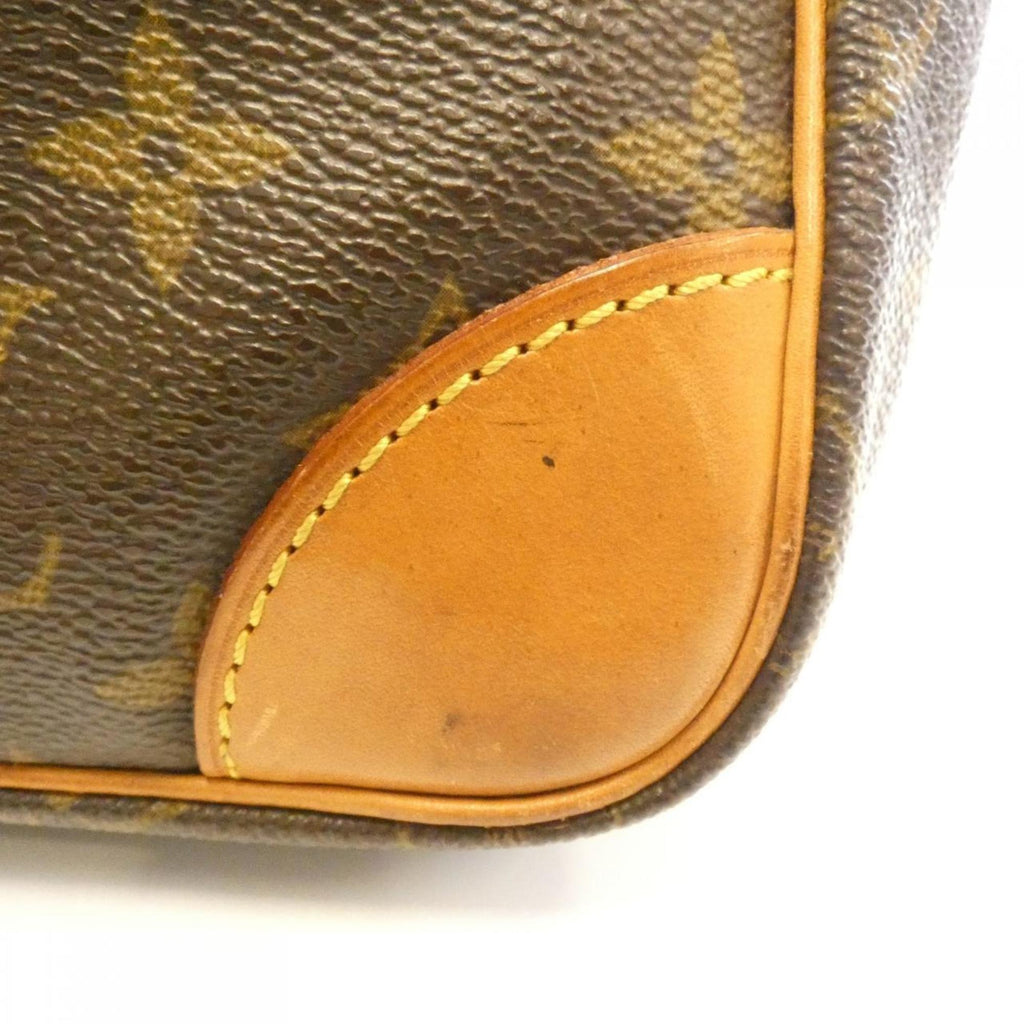 Louis Vuitton Marron Coated Canvas Shoulder Bag (Pre-Owned)
