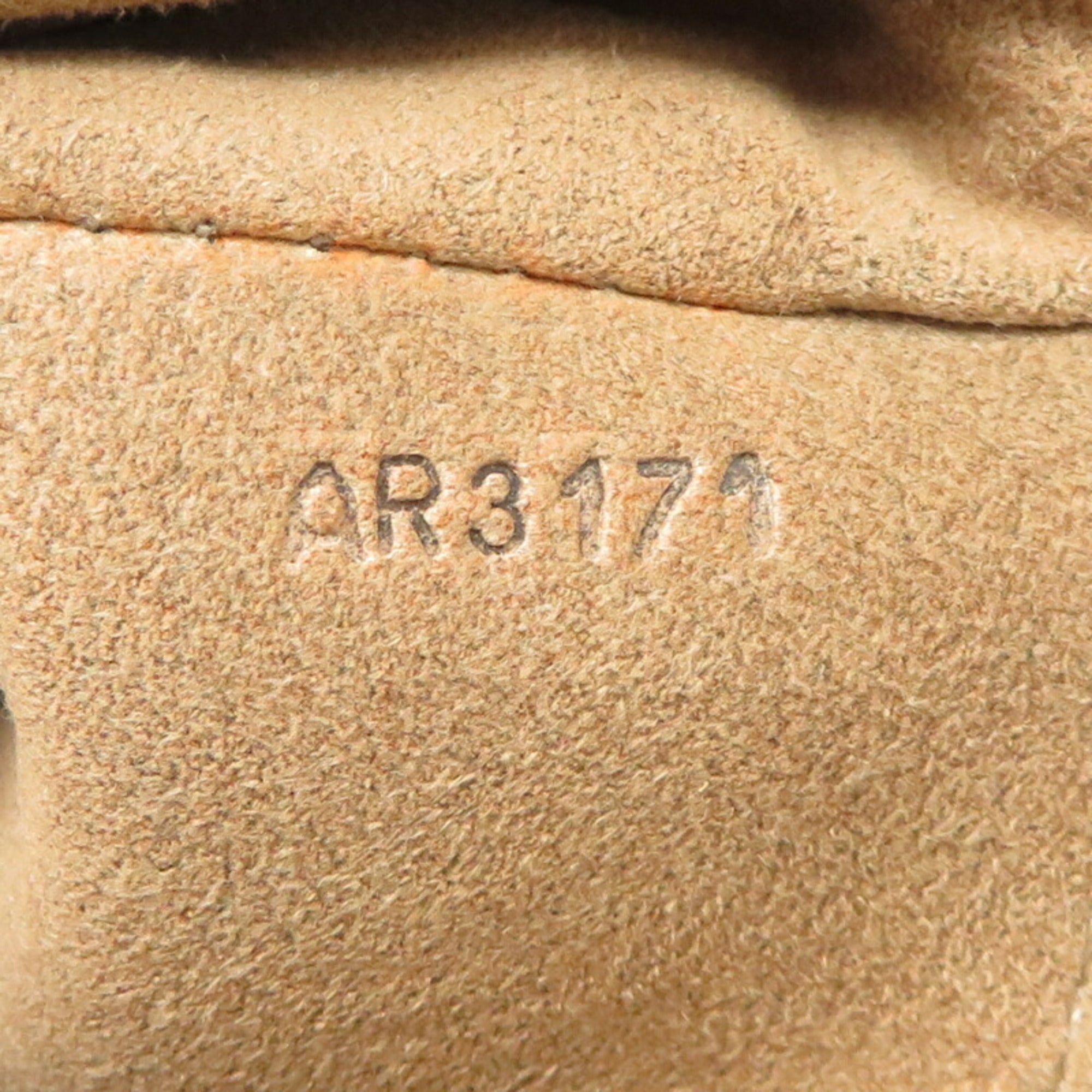 Louis Vuitton Beige Monogram Leather Handbag (Pre-Owned)