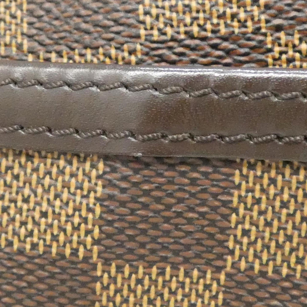 Louis Vuitton Brown Coated Canvas Shoulder Bag (Pre-Owned)