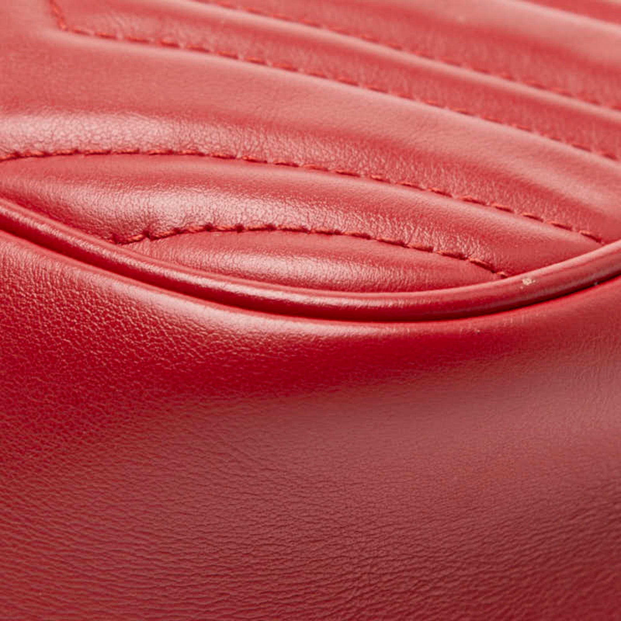 GG Marmont Shoulder Bag Matelasse Leather Small