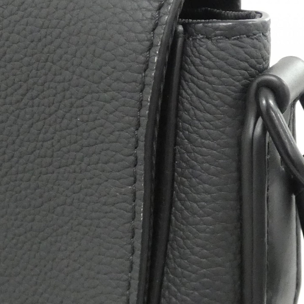 Louis Vuitton Black Leather Shoulder Bag (Pre-Owned)