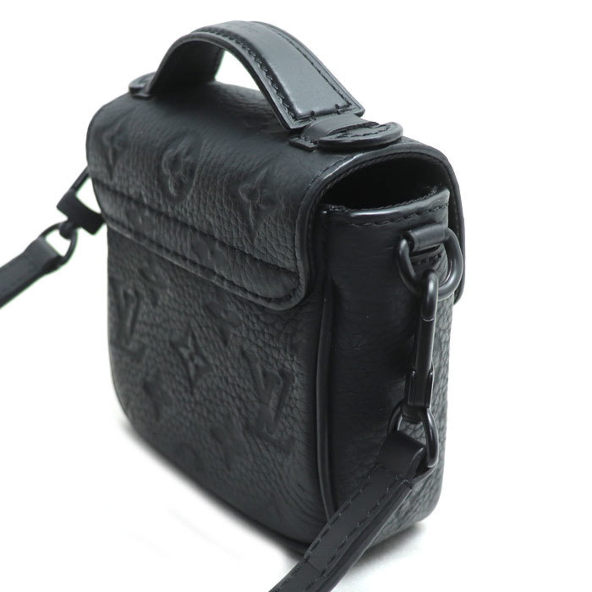 Louis Vuitton Black Leather Shoulder Bag (Pre-Owned)