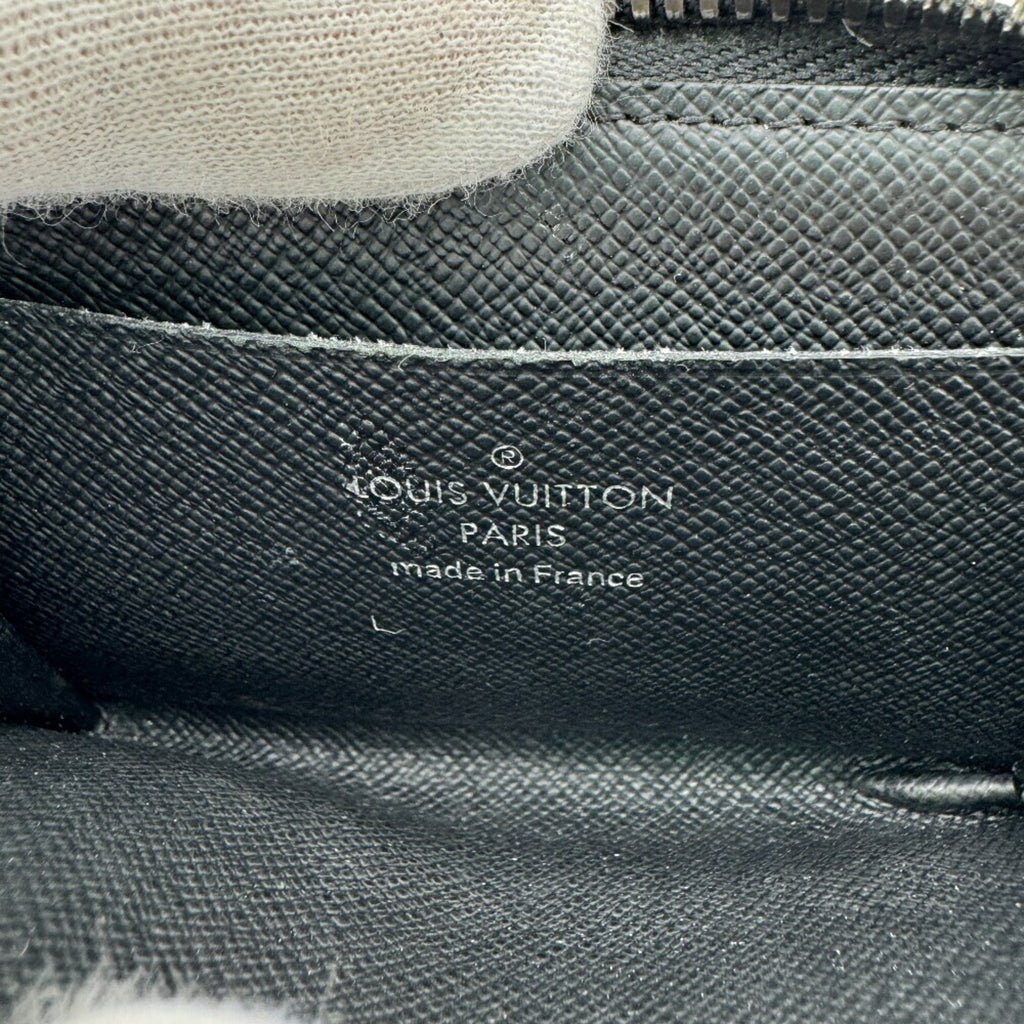 Louis Vuitton Black Leather Coin Purse/Coin Case (Pre-Owned)