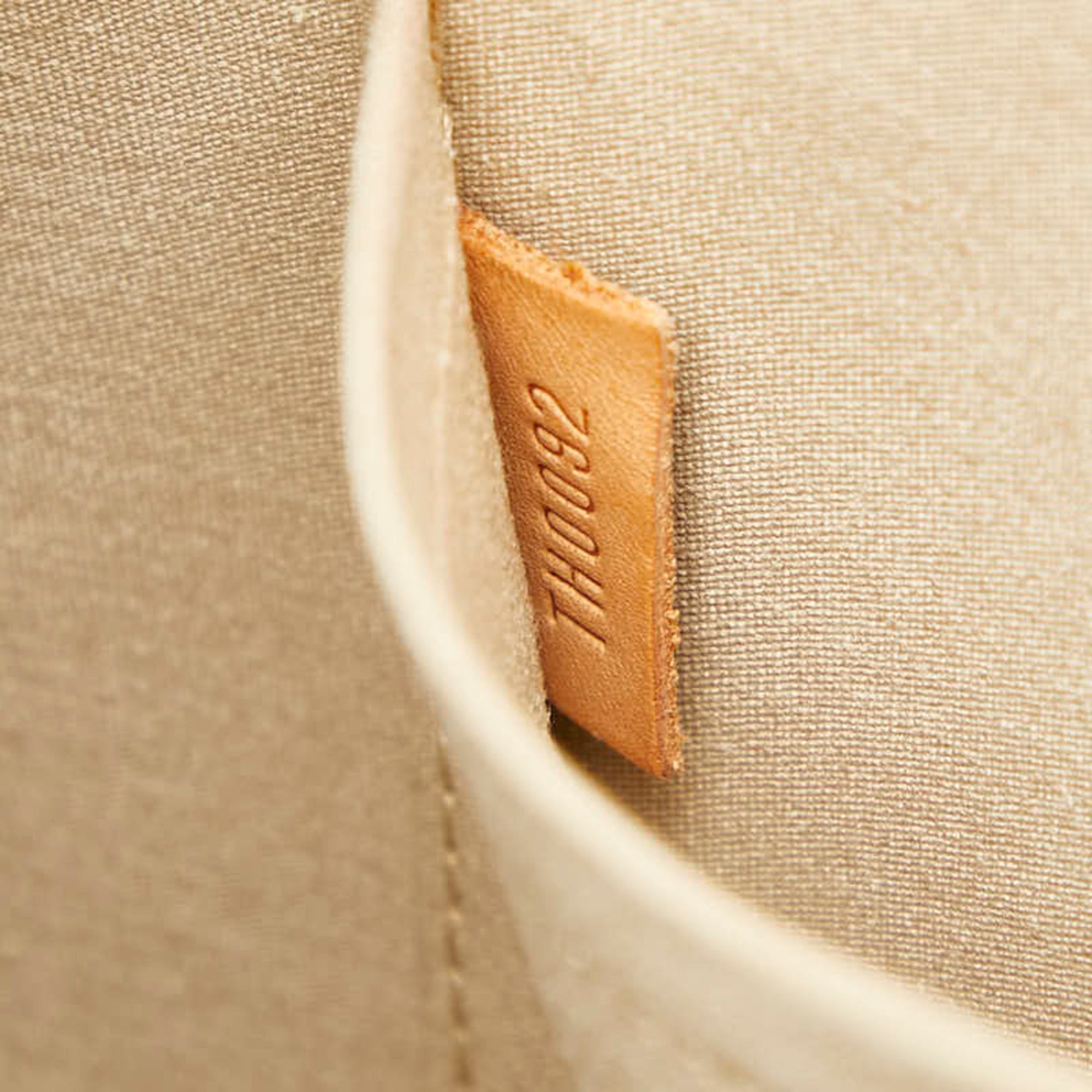Louis Vuitton Beige Monogram Vernis Handbag Tote Bag (Pre-Owned)