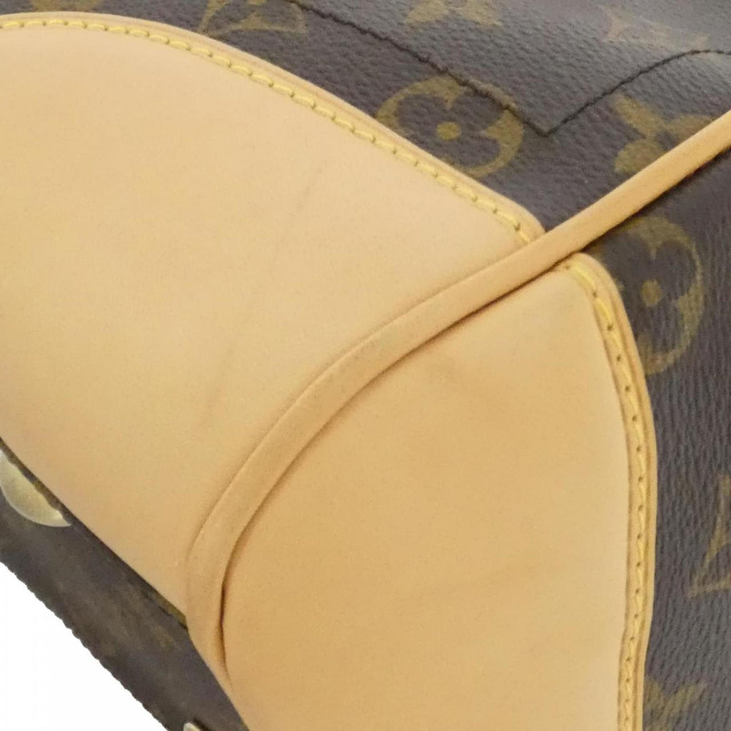 Louis Vuitton Marron Monogram Monogram Shoulder Bag (Pre-Owned)